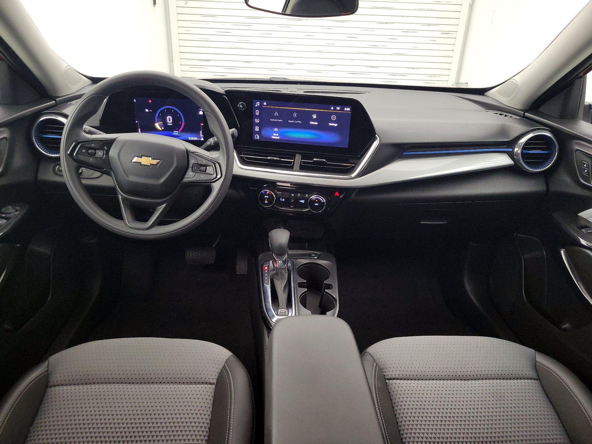 Thumbnail: 2025 Chevrolet Trax - 9