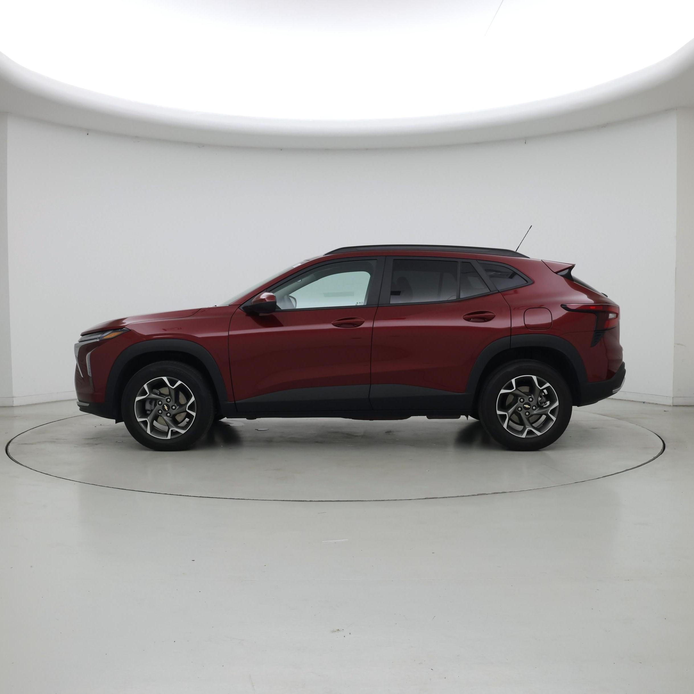 Thumbnail: 2025 Chevrolet Trax - 3