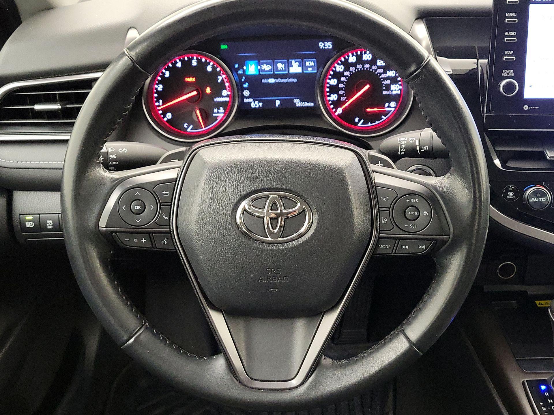 Thumbnail: 2023 Toyota Camry - 10