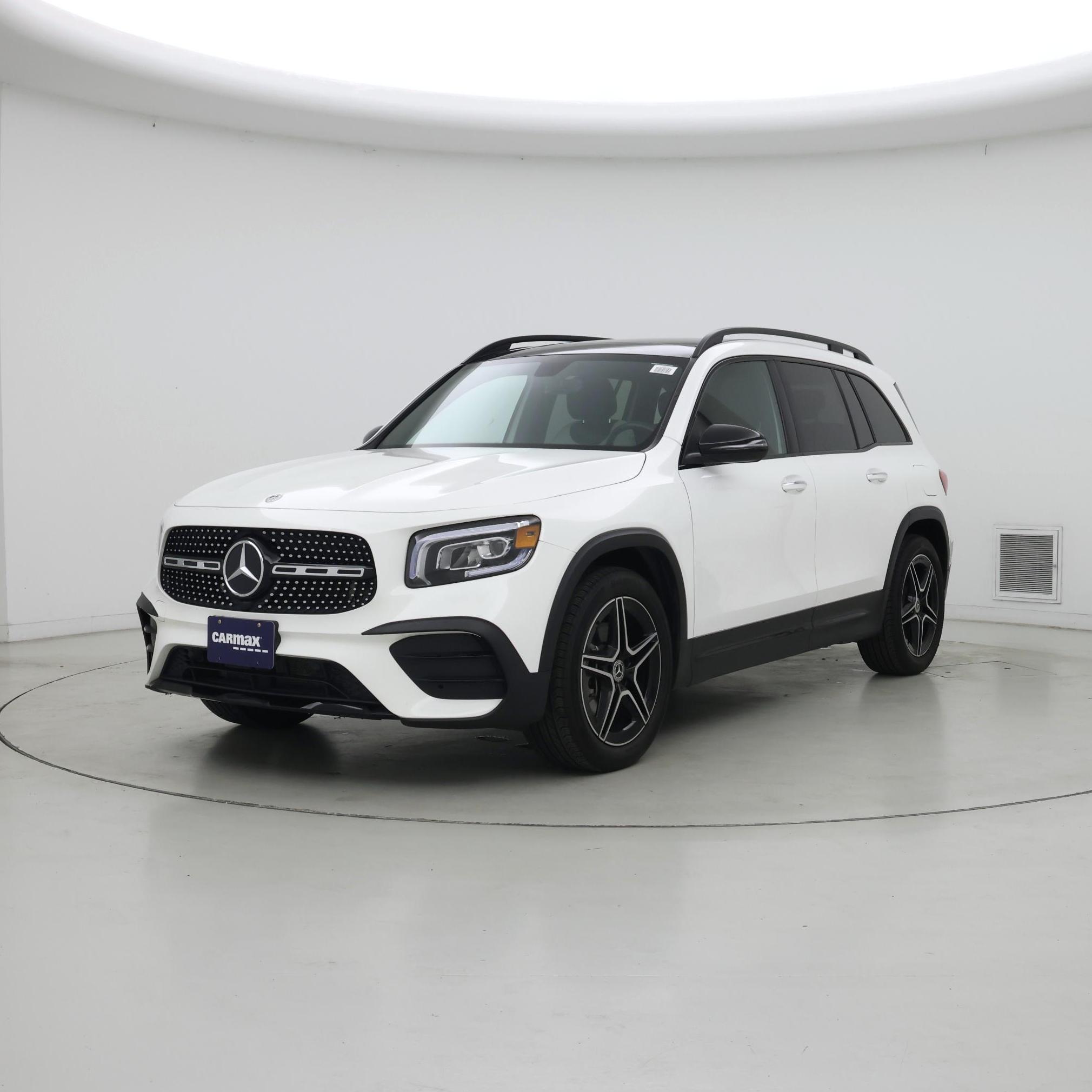 Thumbnail: 2021 Mercedes-Benz GLB - 4