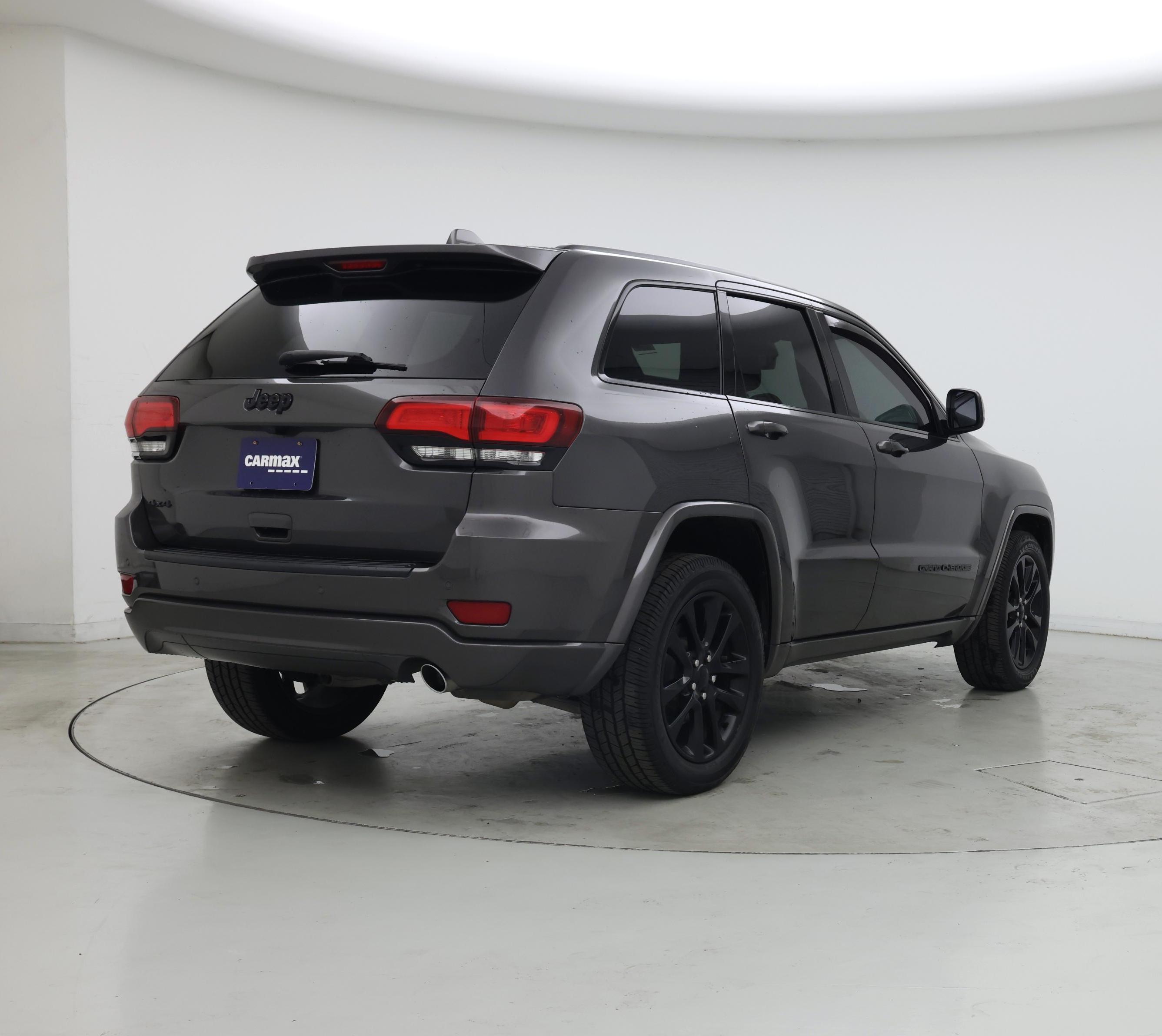 Thumbnail: 2019 Jeep Grand Cherokee - 8