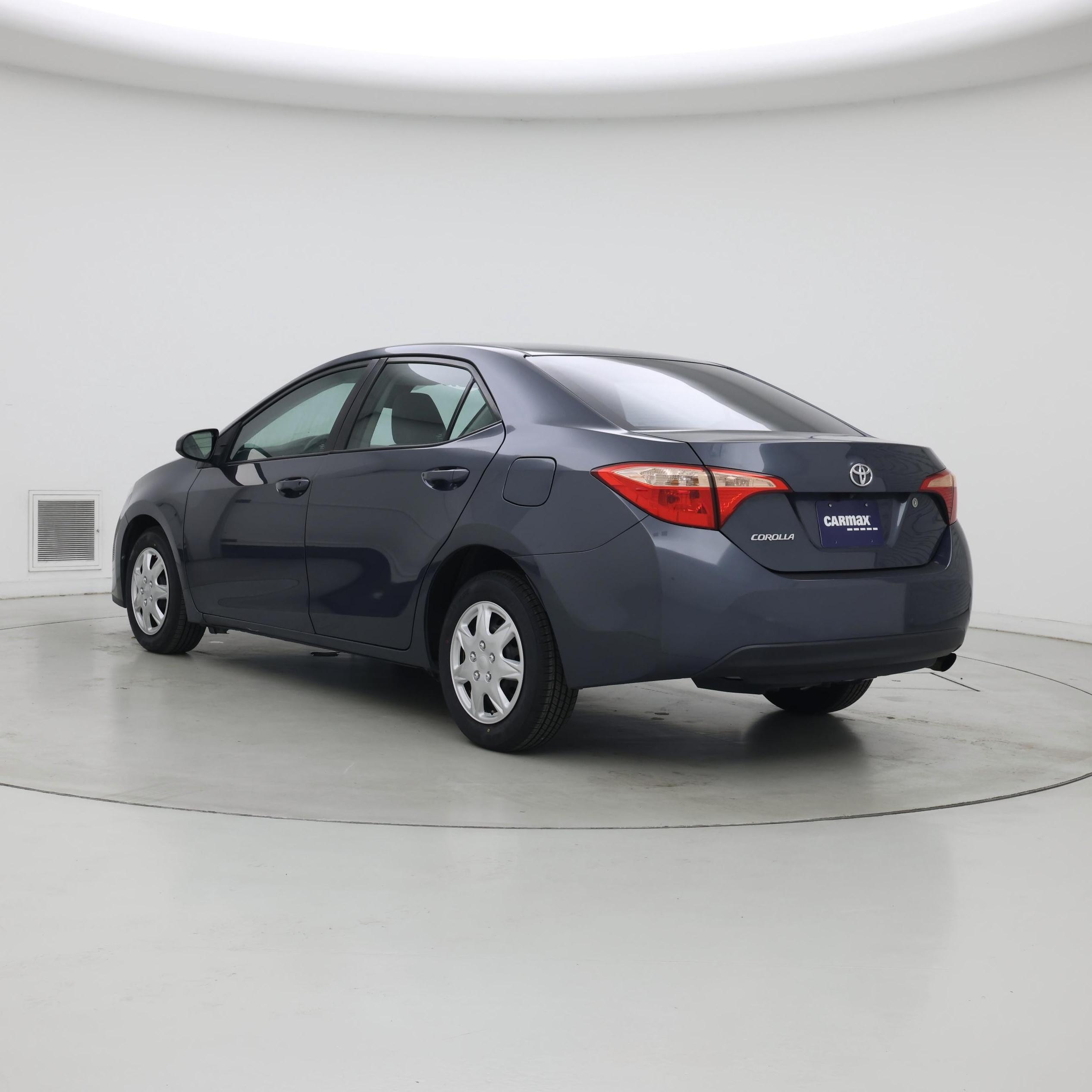 Thumbnail: 2017 Toyota Corolla - 2