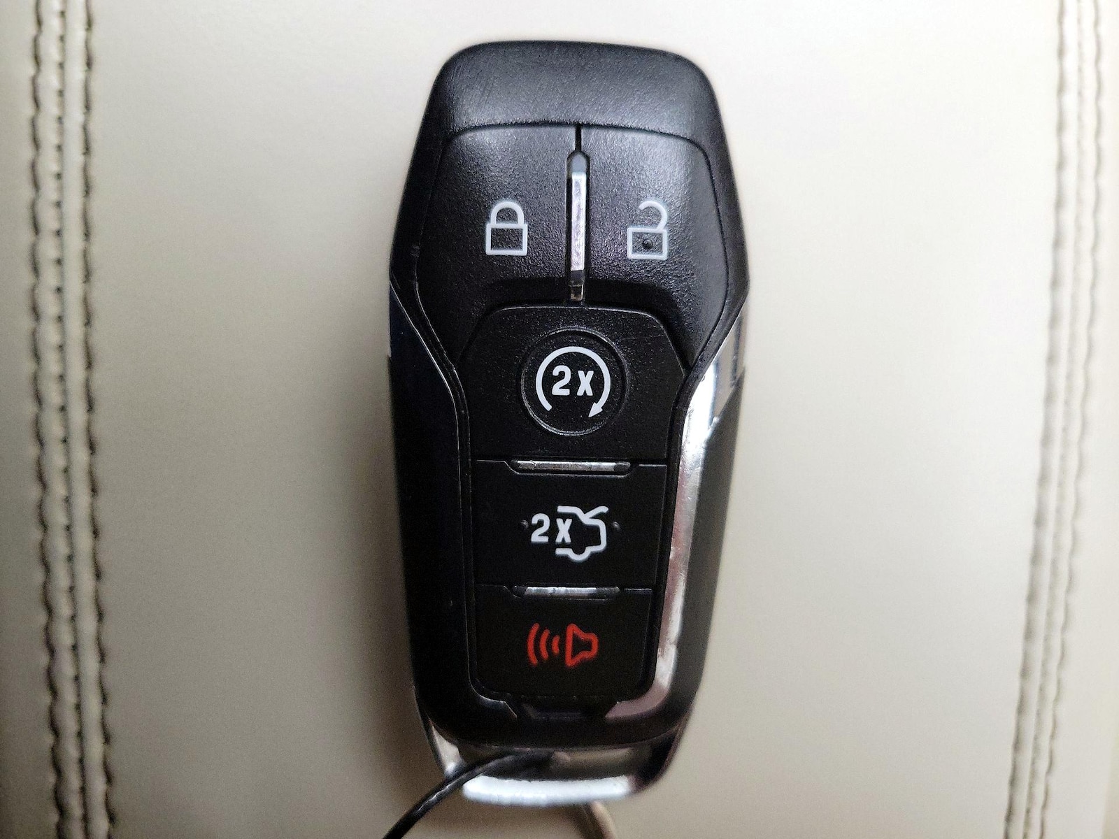 2016 Lincoln MKC Select - Photo 25