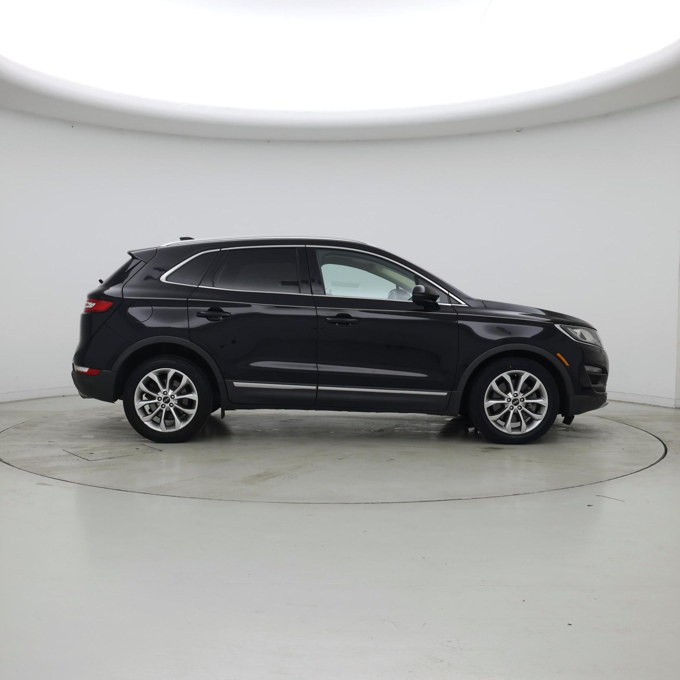 Thumbnail: 2016 Lincoln MKC - 7