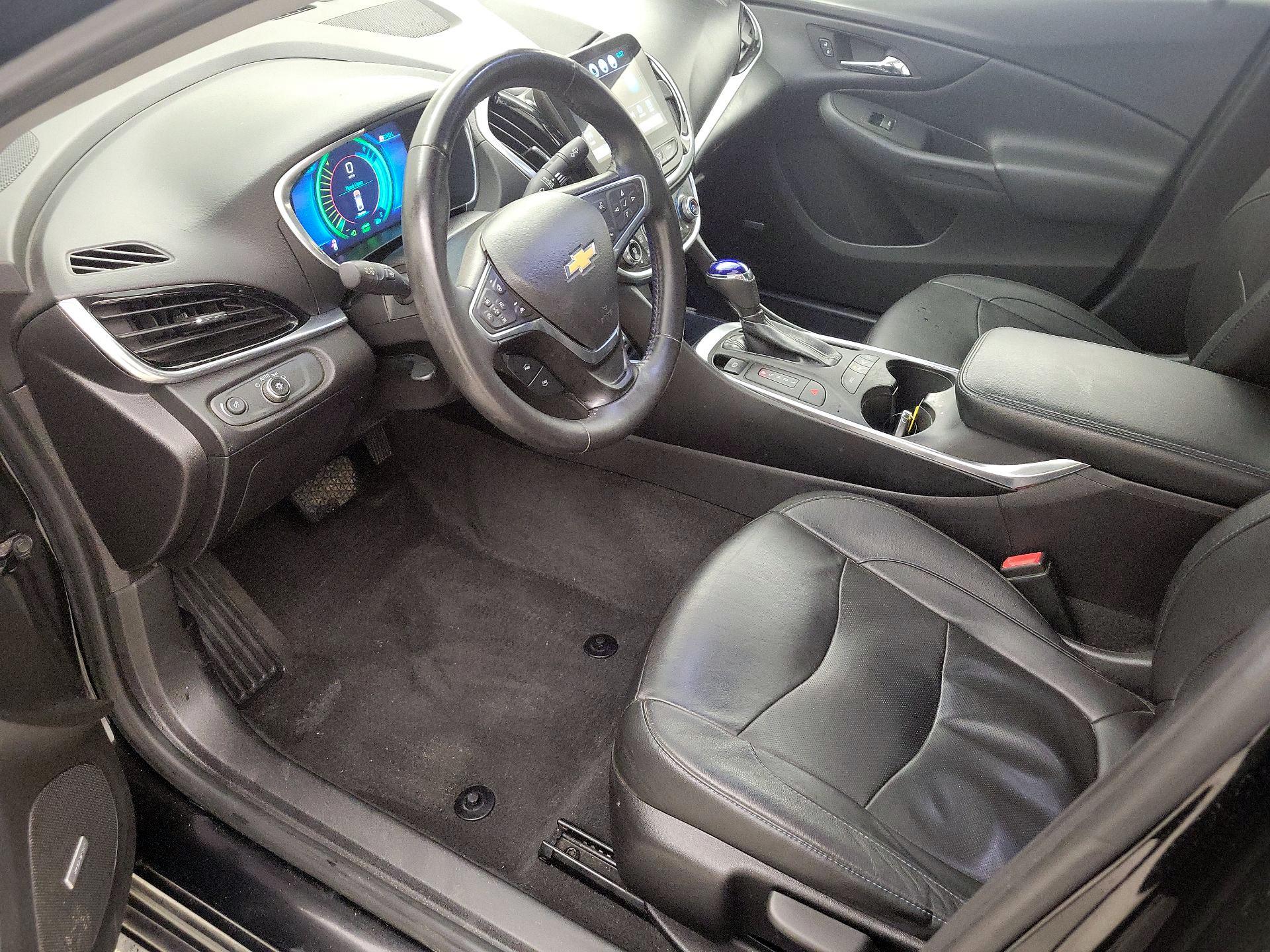 Thumbnail: 2017 Chevrolet Volt - 11