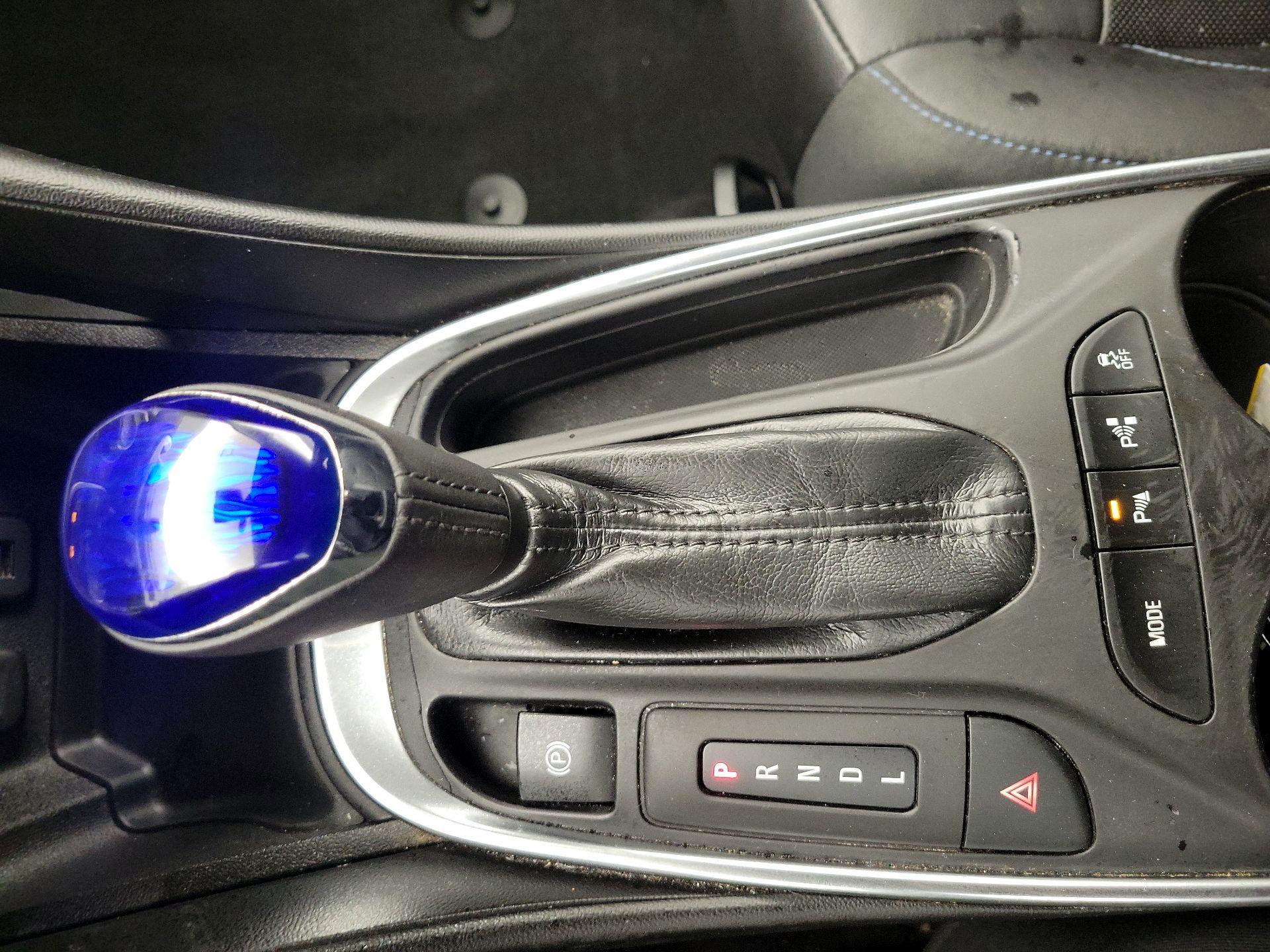 Thumbnail: 2017 Chevrolet Volt - 17