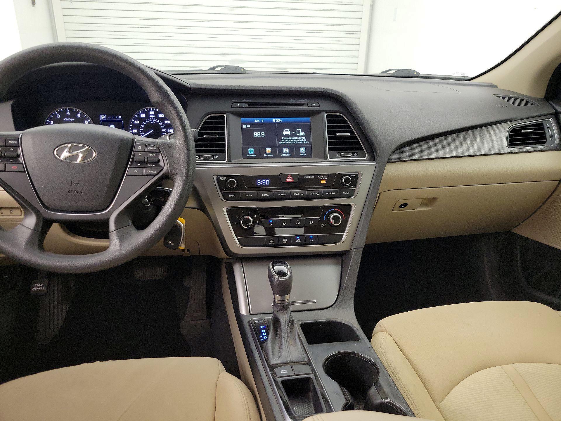 Thumbnail: 2017 Hyundai Sonata - 9