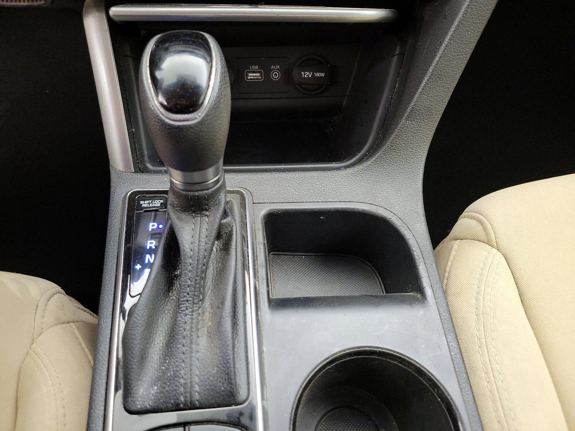 Thumbnail: 2017 Hyundai Sonata - 17