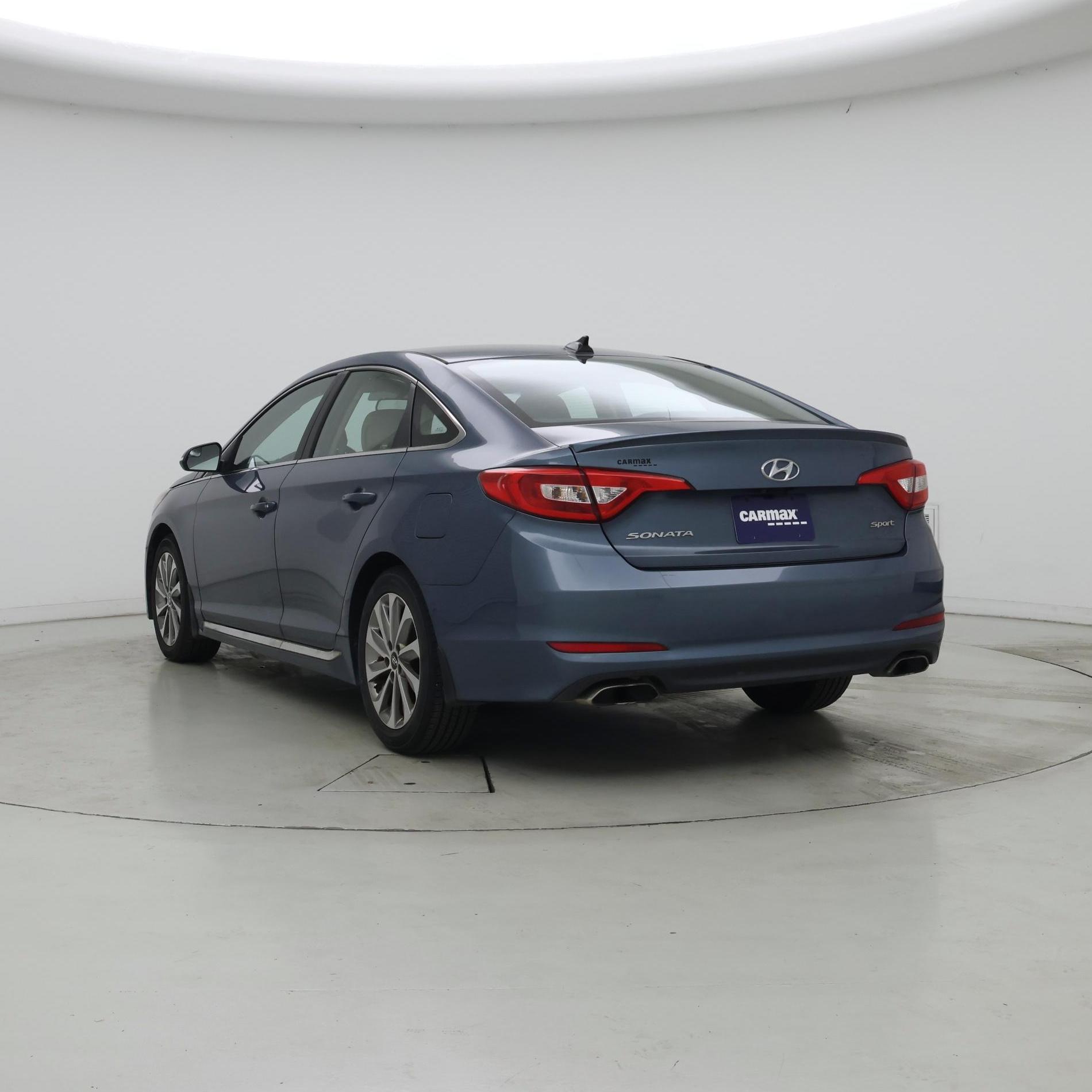 Thumbnail: 2017 Hyundai Sonata - 2