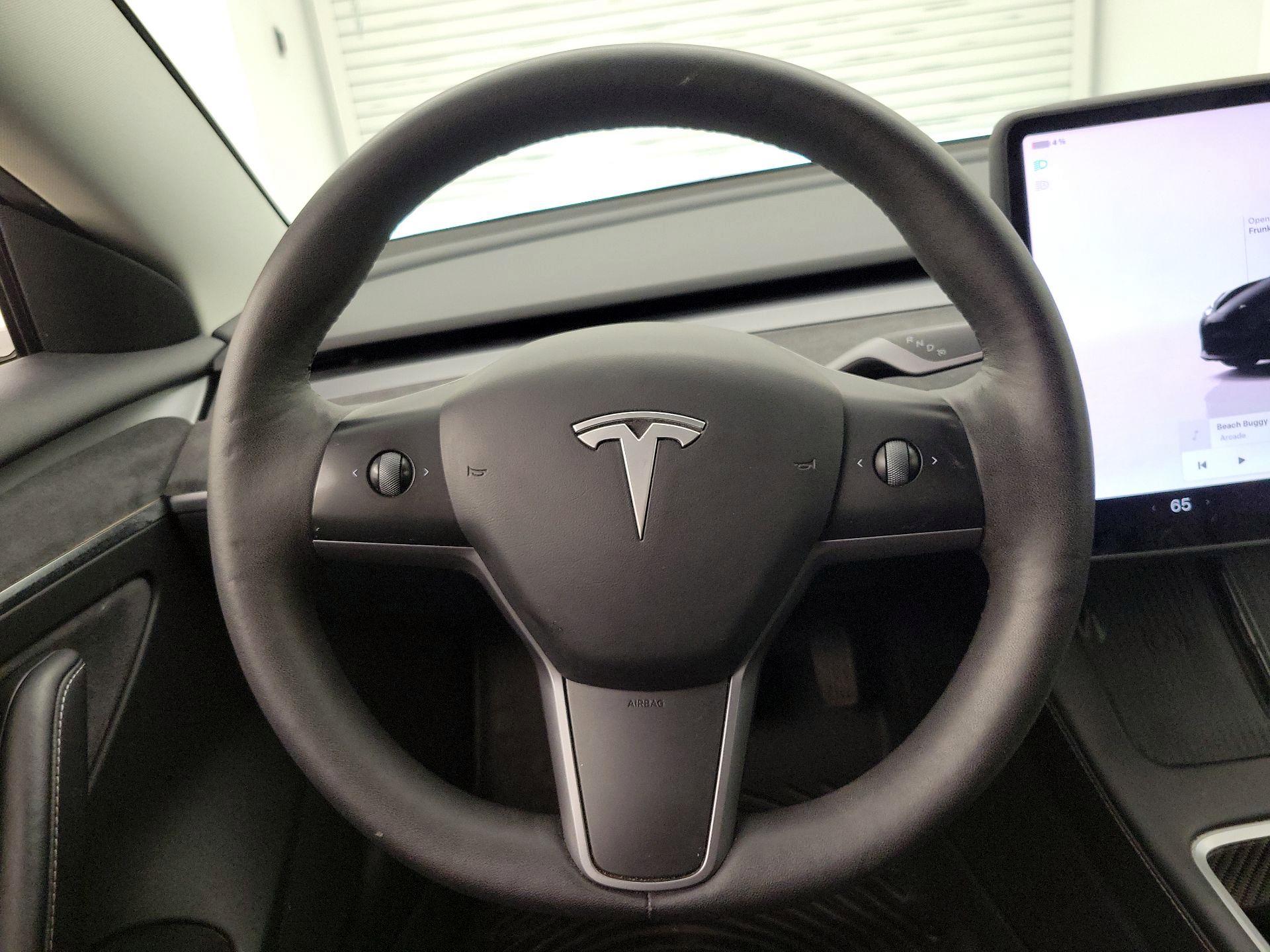 Thumbnail: 2023 Tesla Model 3 - 10