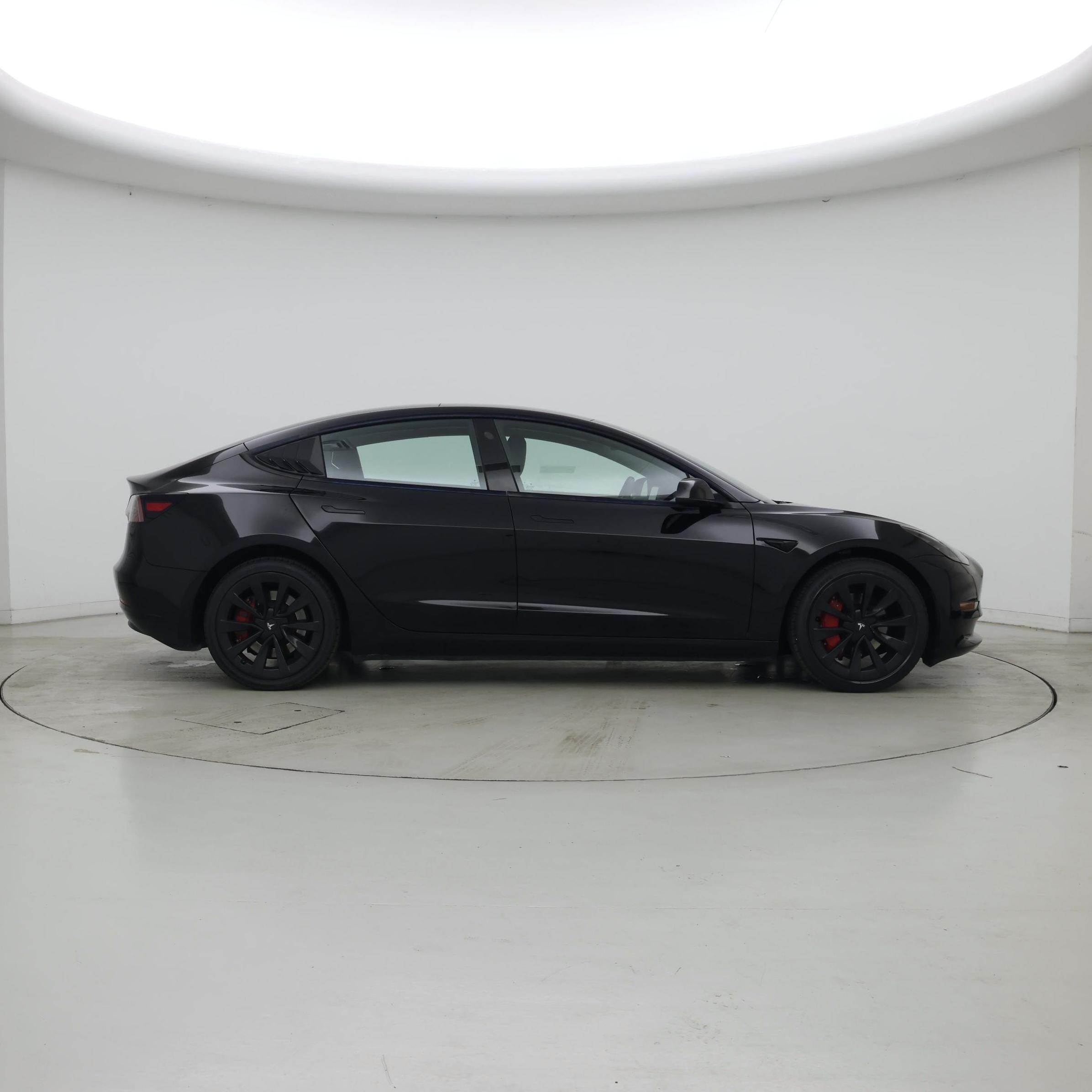 Thumbnail: 2023 Tesla Model 3 - 7