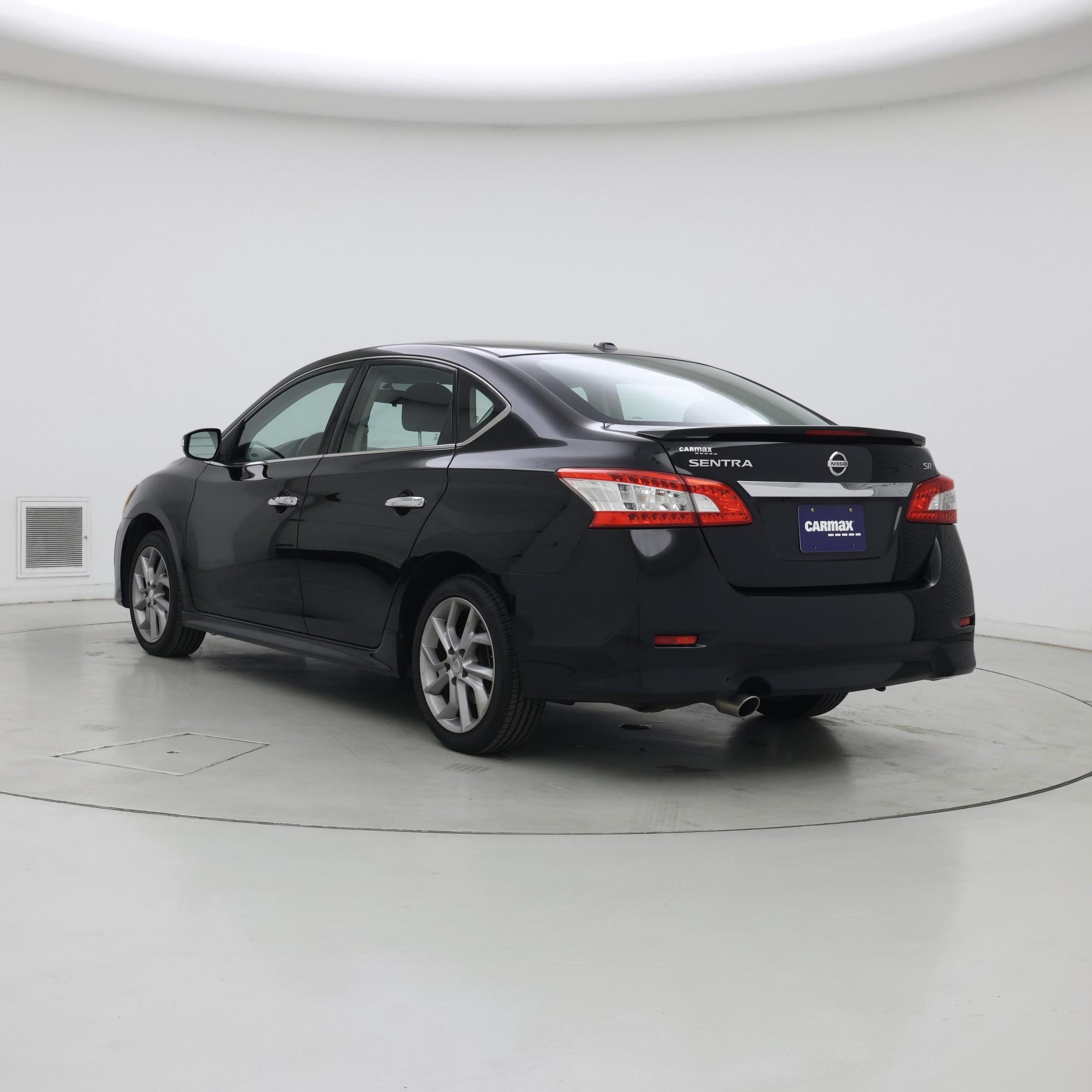 Thumbnail: 2015 Nissan Sentra - 2