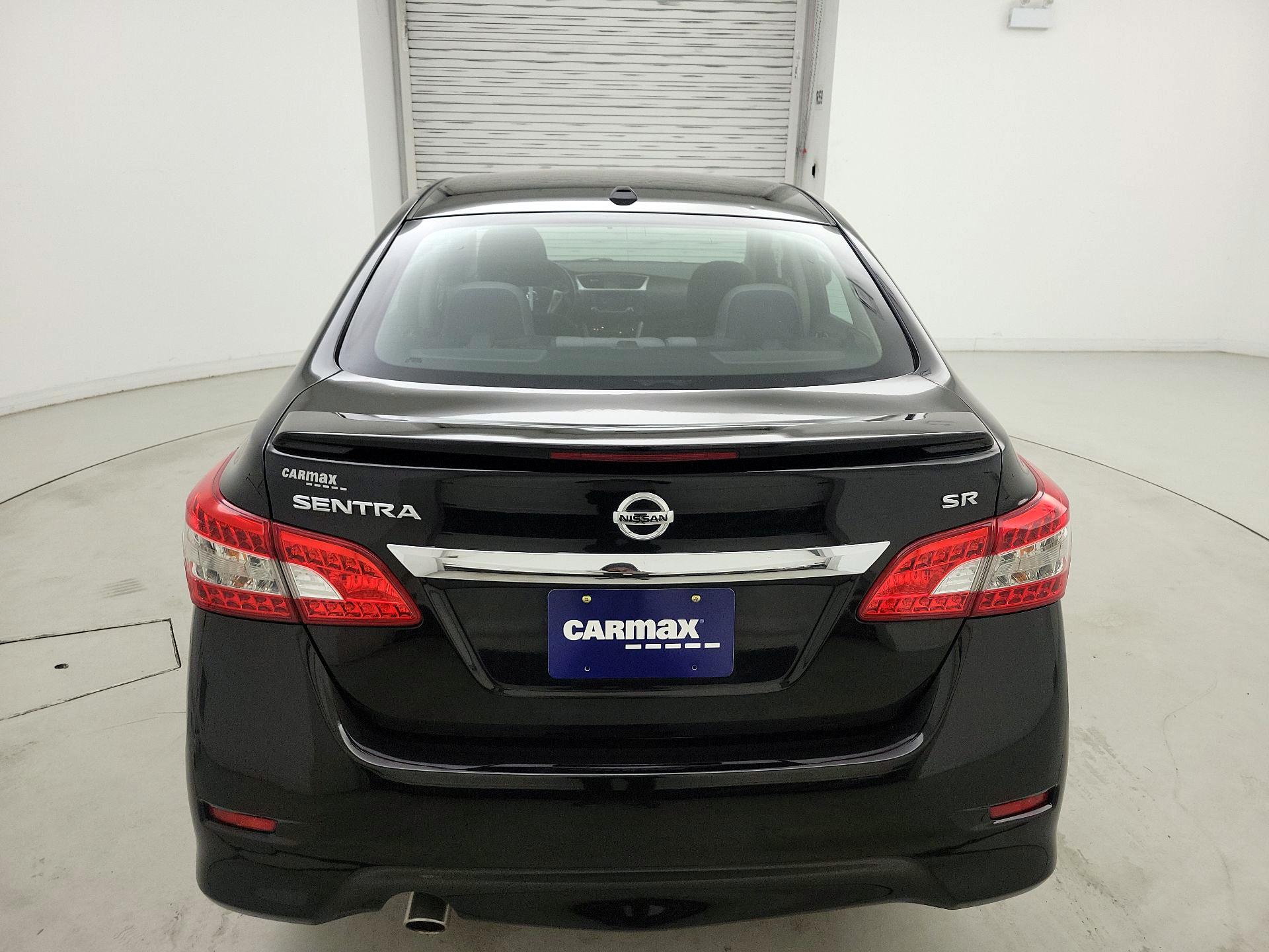 Thumbnail: 2015 Nissan Sentra - 20