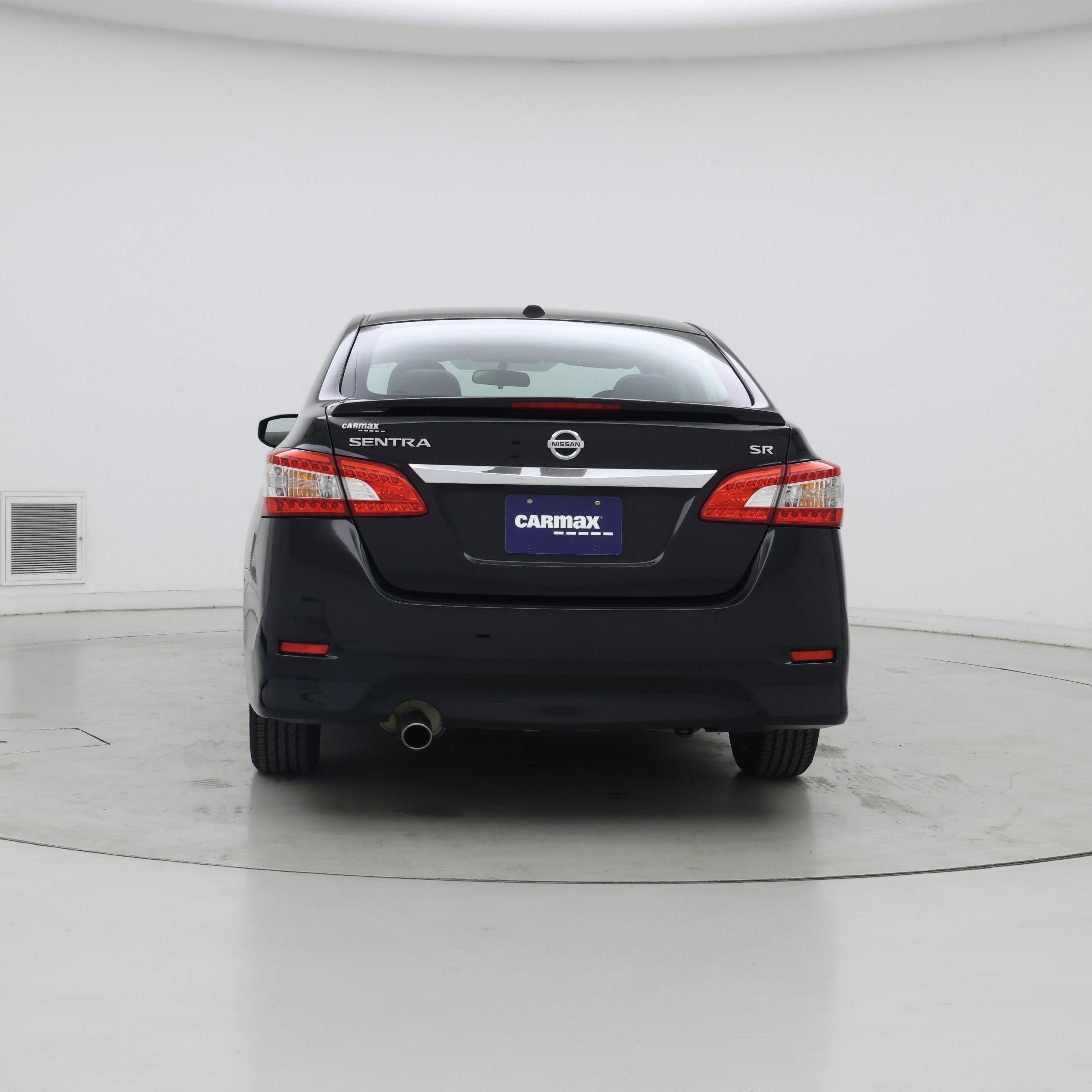 Thumbnail: 2015 Nissan Sentra - 6