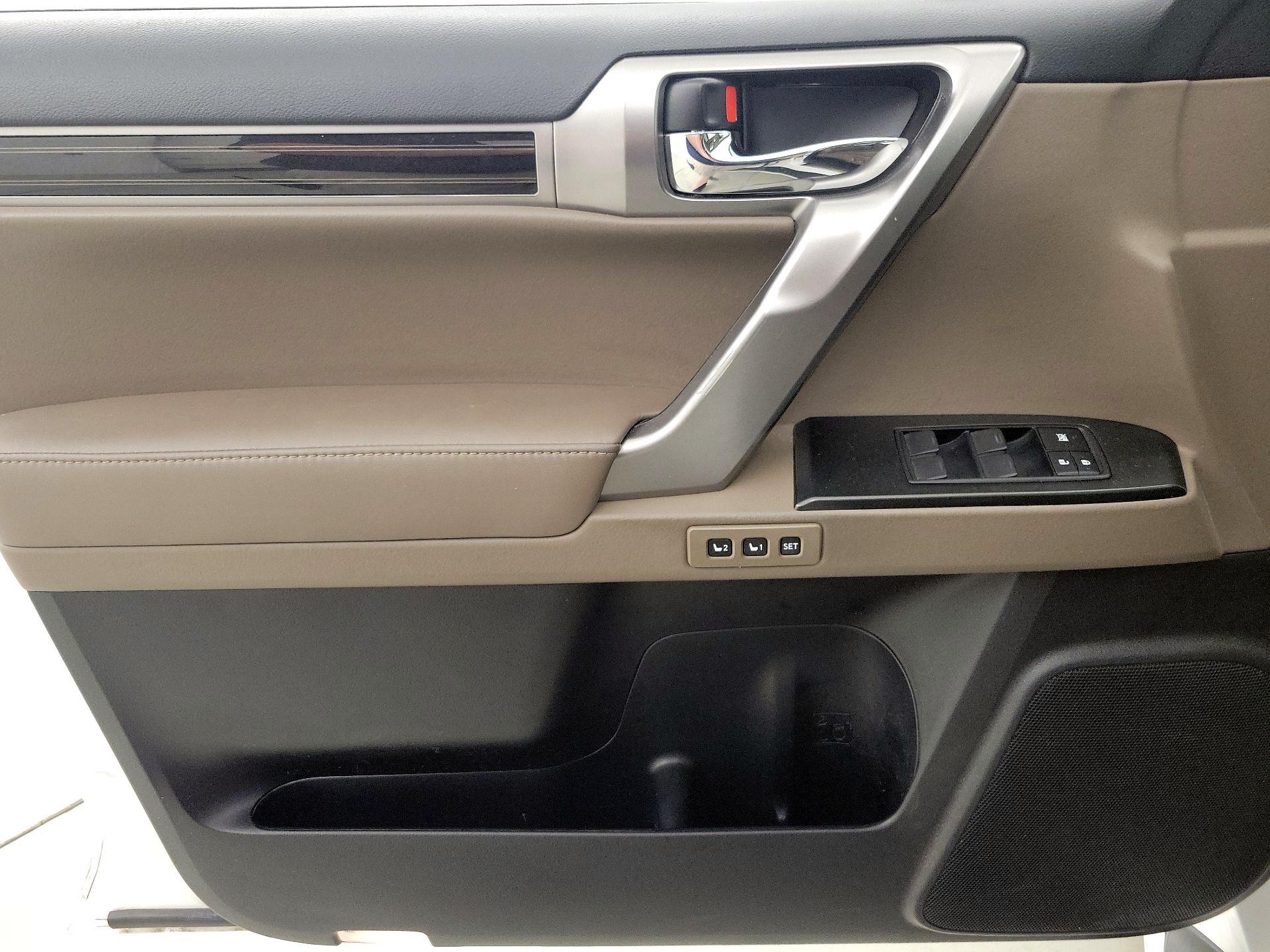 Thumbnail: 2022 Lexus GX - 12