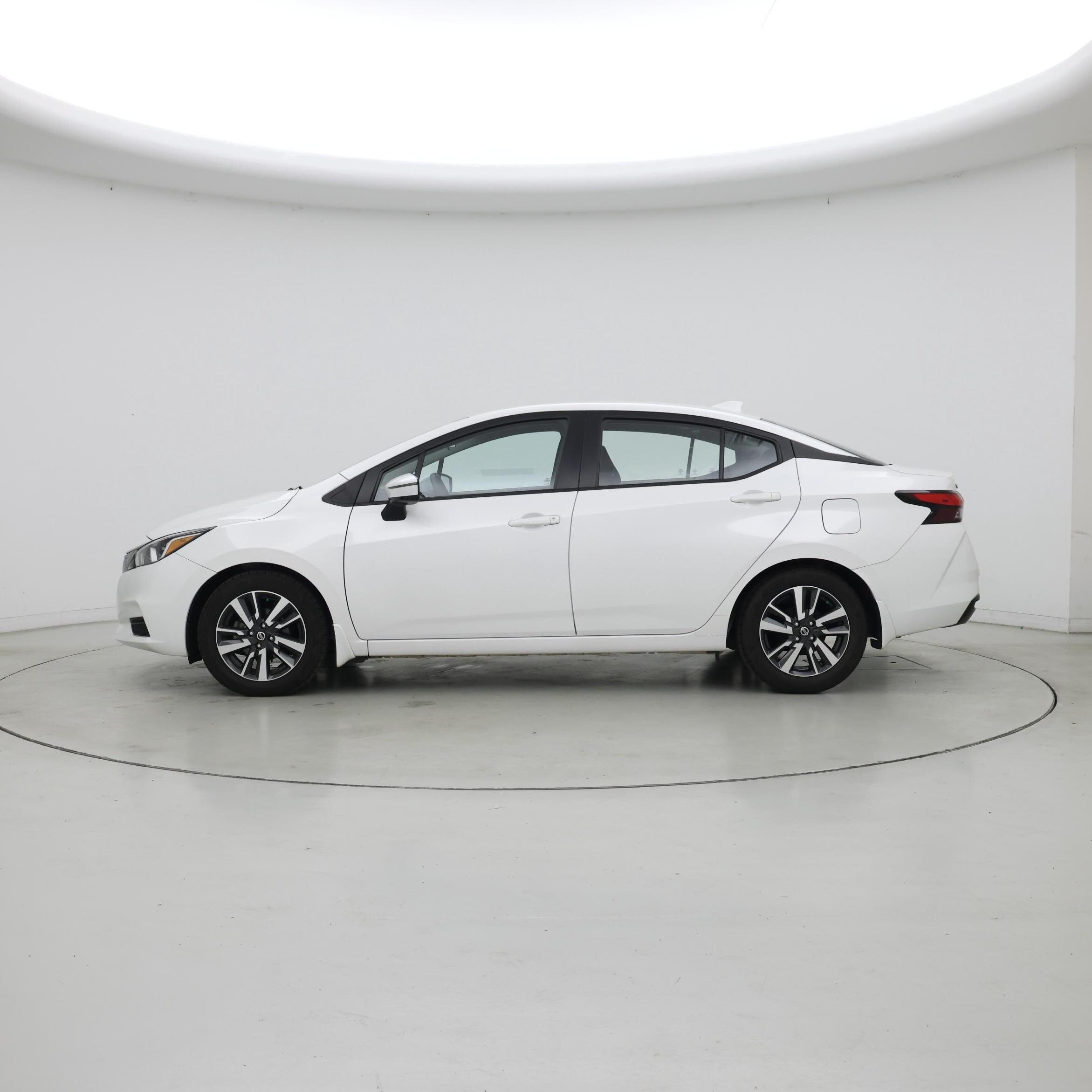 Thumbnail: 2021 Nissan Versa - 3