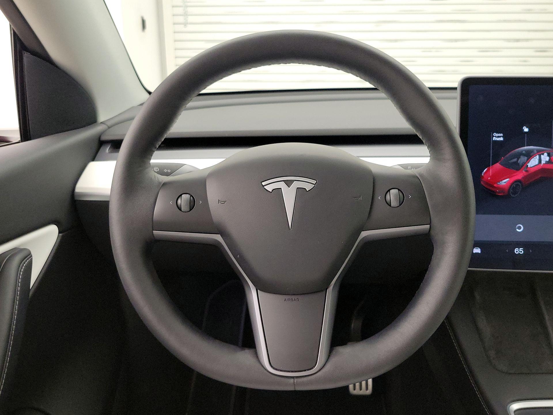 Thumbnail: 2022 Tesla Model Y - 10