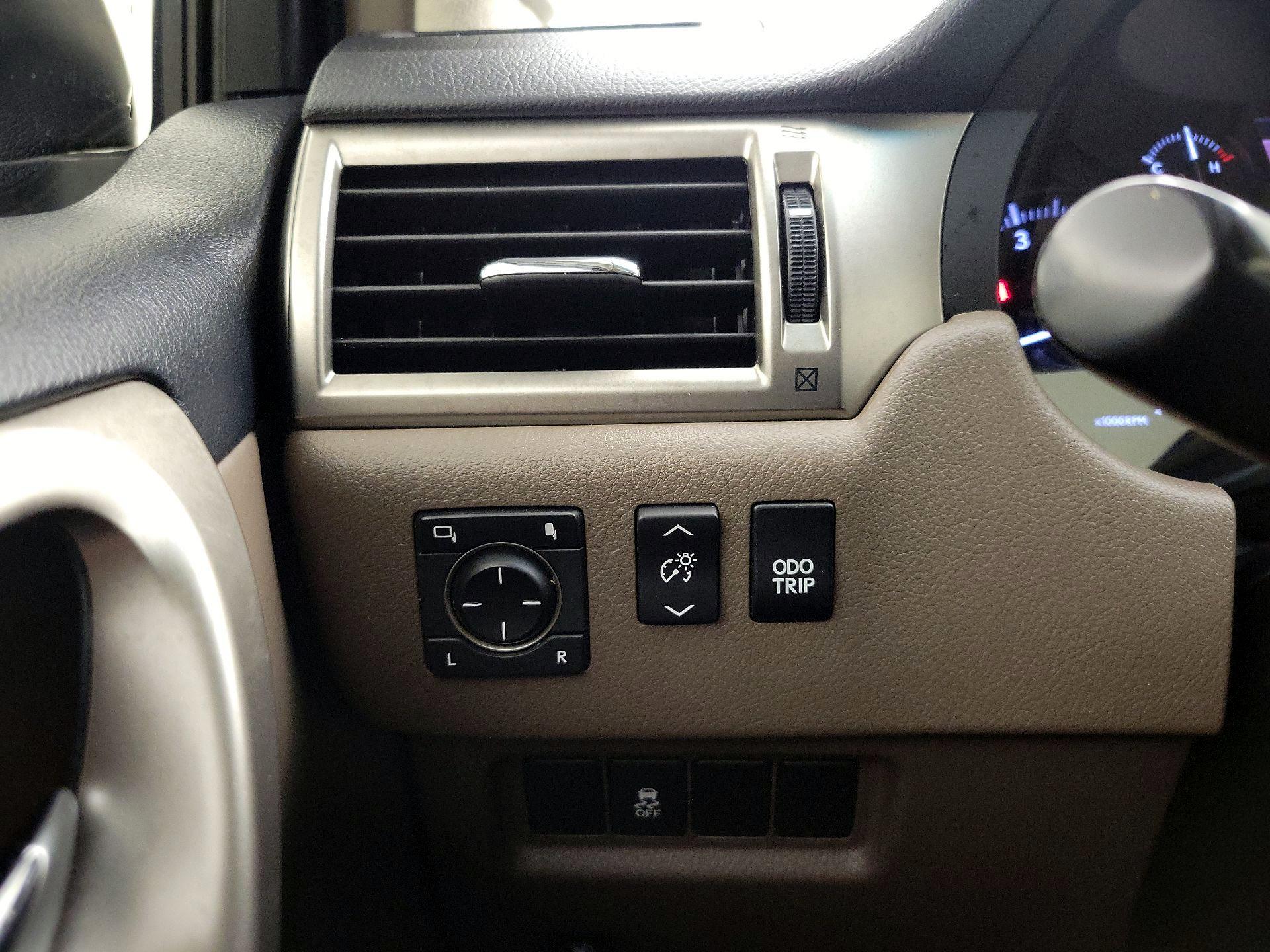 Thumbnail: 2019 Lexus GX - 13
