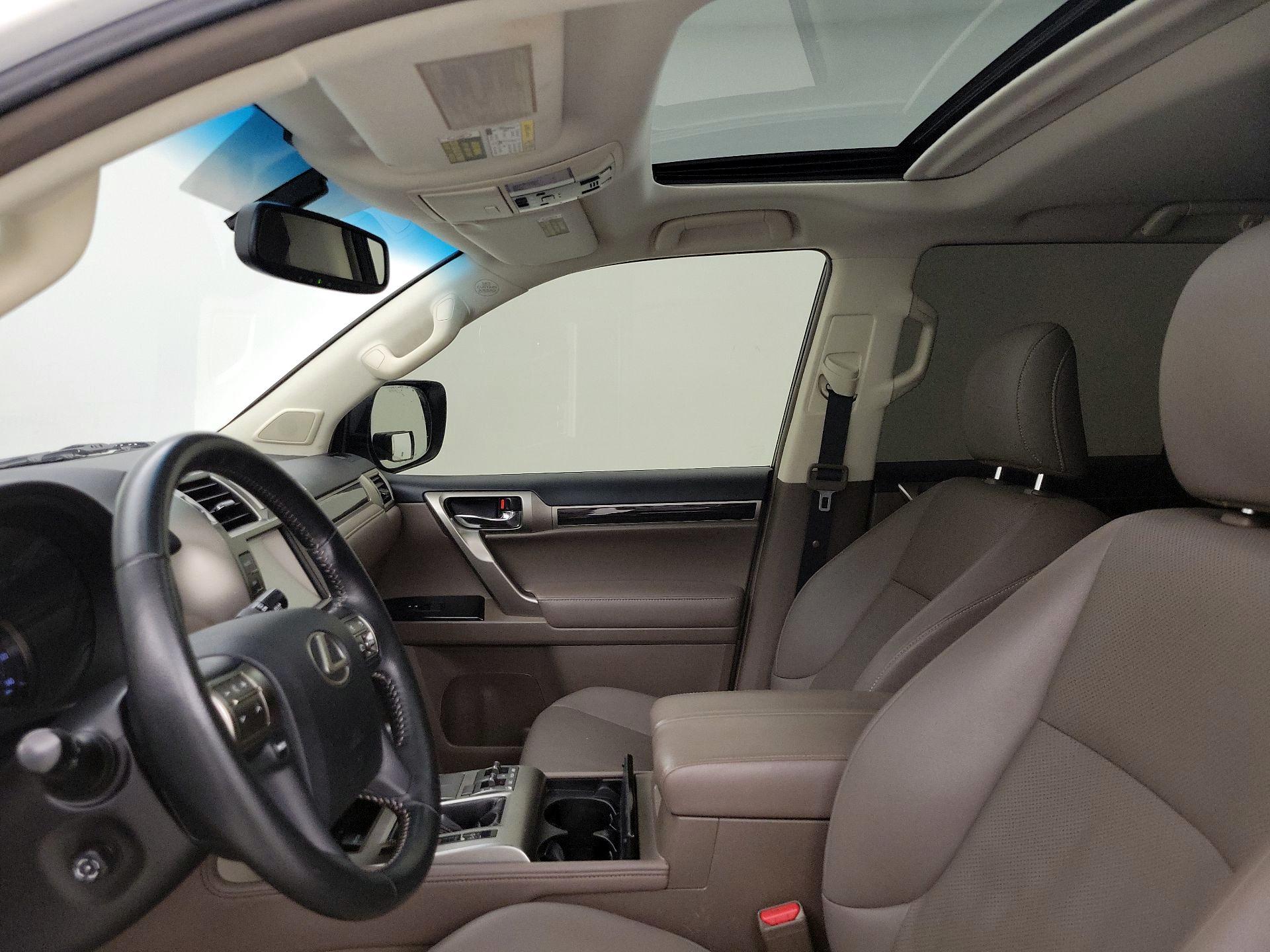 Thumbnail: 2019 Lexus GX - 20