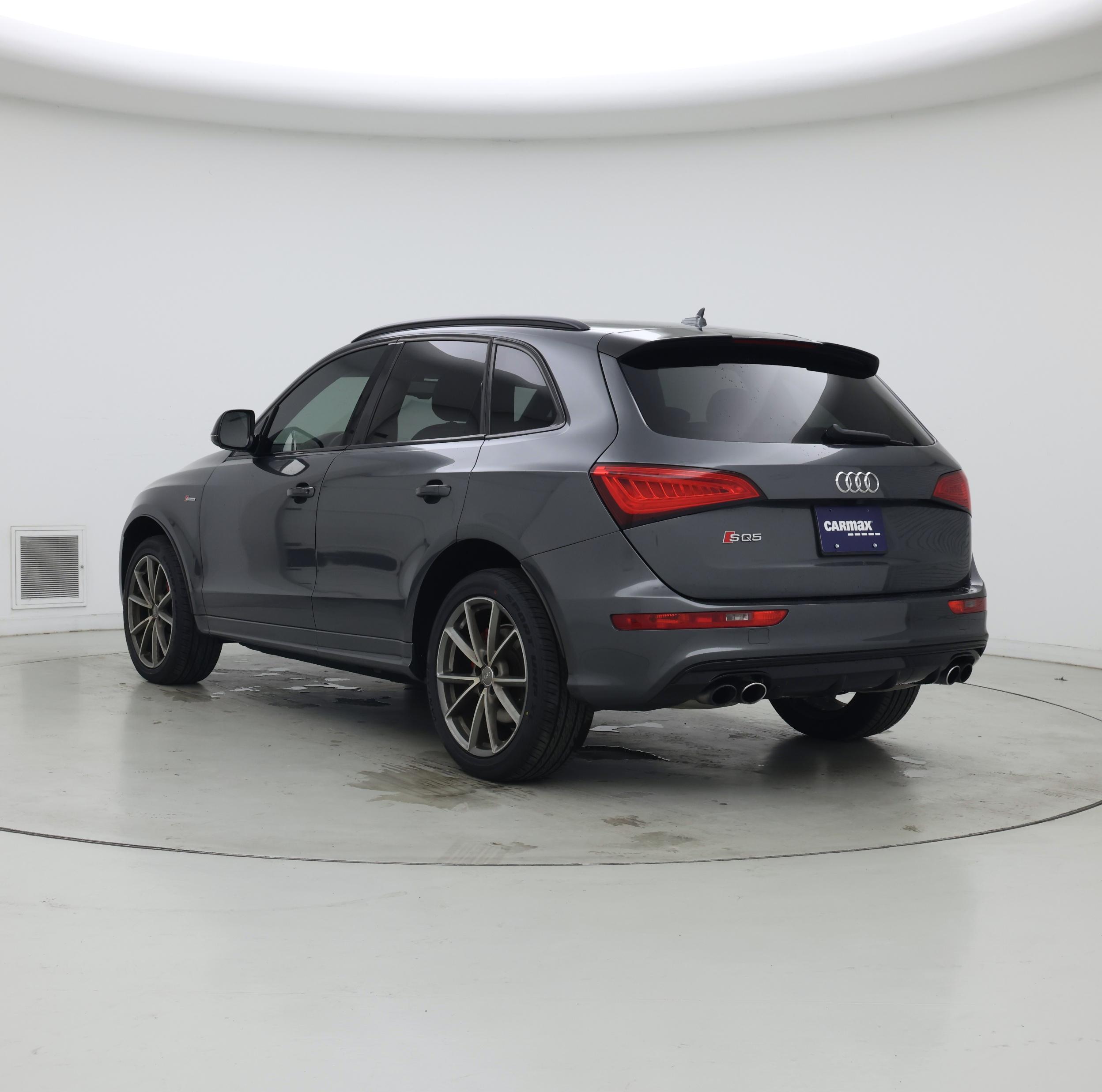 Thumbnail: 2017 Audi SQ5 - 2