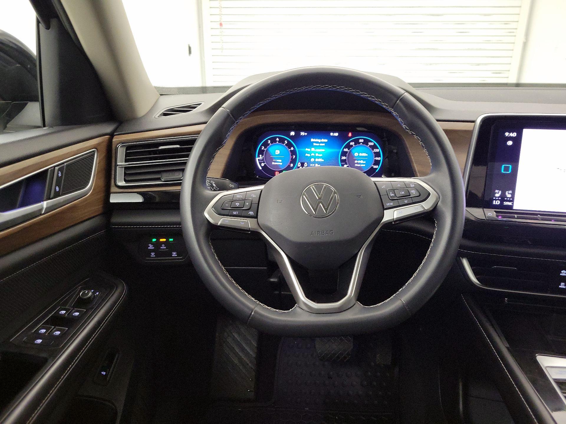 Thumbnail: 2024 Volkswagen Atlas - 10