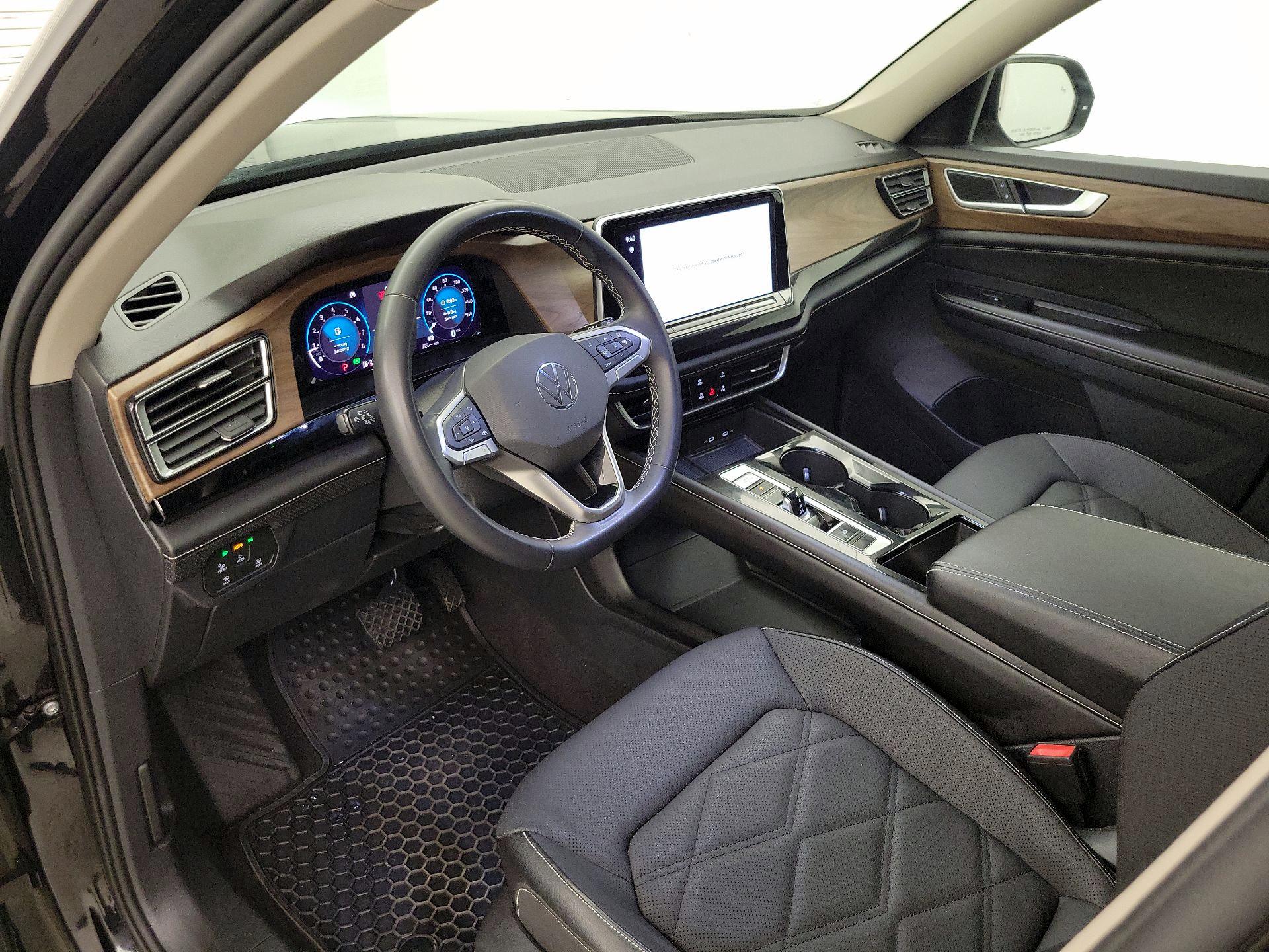 Thumbnail: 2024 Volkswagen Atlas - 11