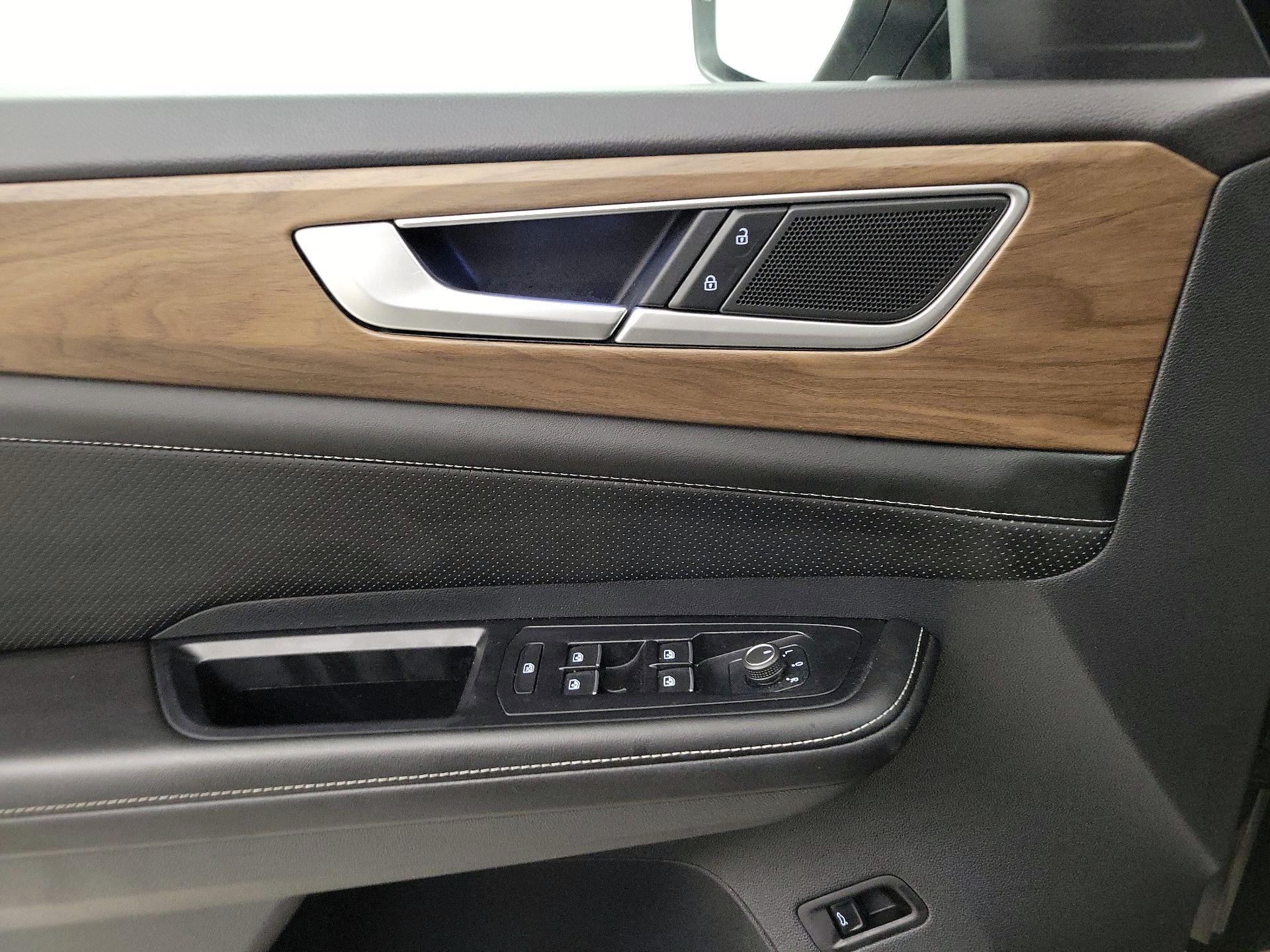 Thumbnail: 2024 Volkswagen Atlas - 12
