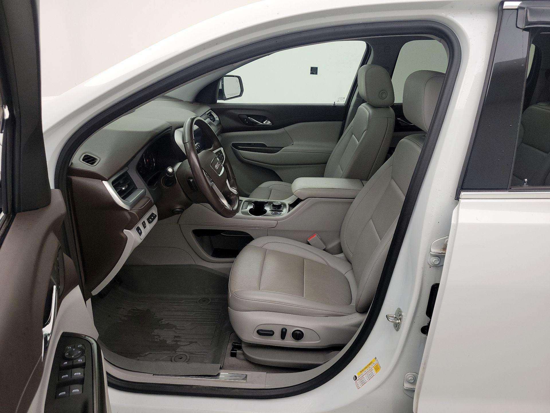 Thumbnail: 2022 GMC Acadia - 11