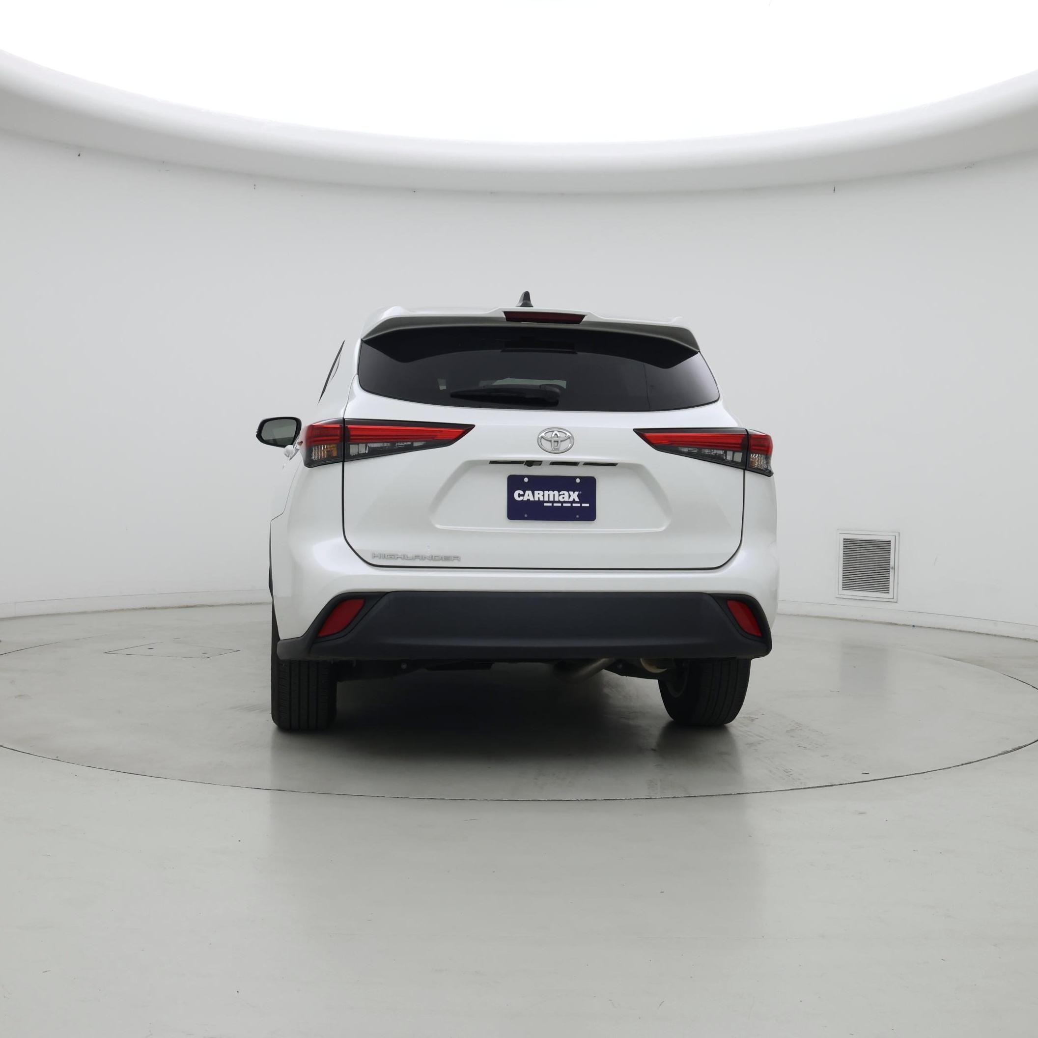 Thumbnail: 2022 Toyota Highlander - 6