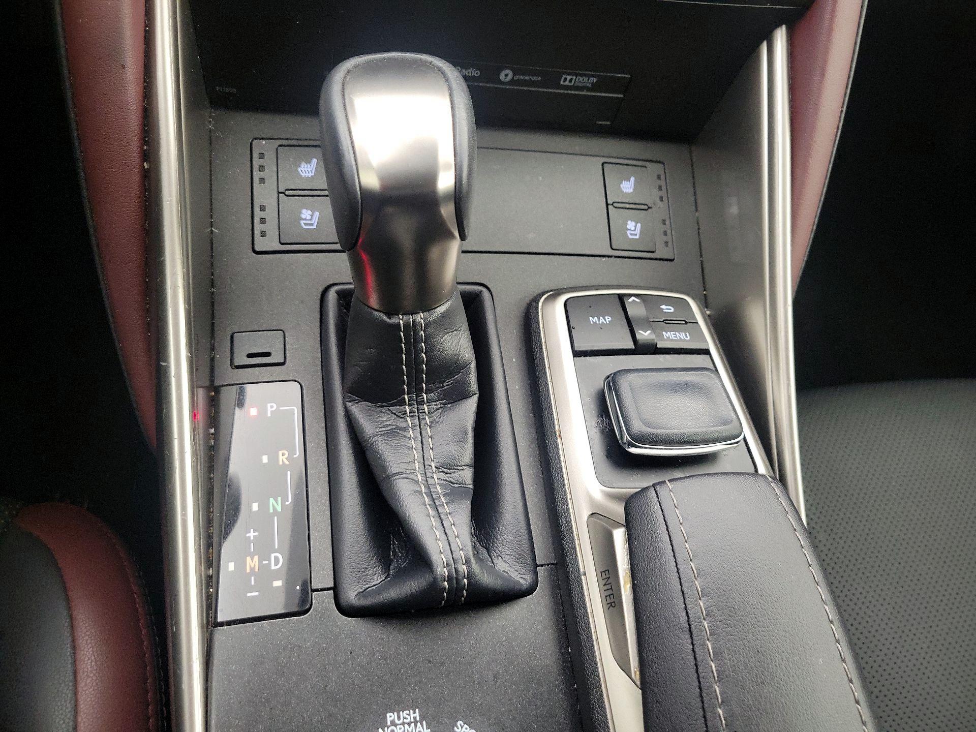 Thumbnail: 2018 Lexus IS - 18