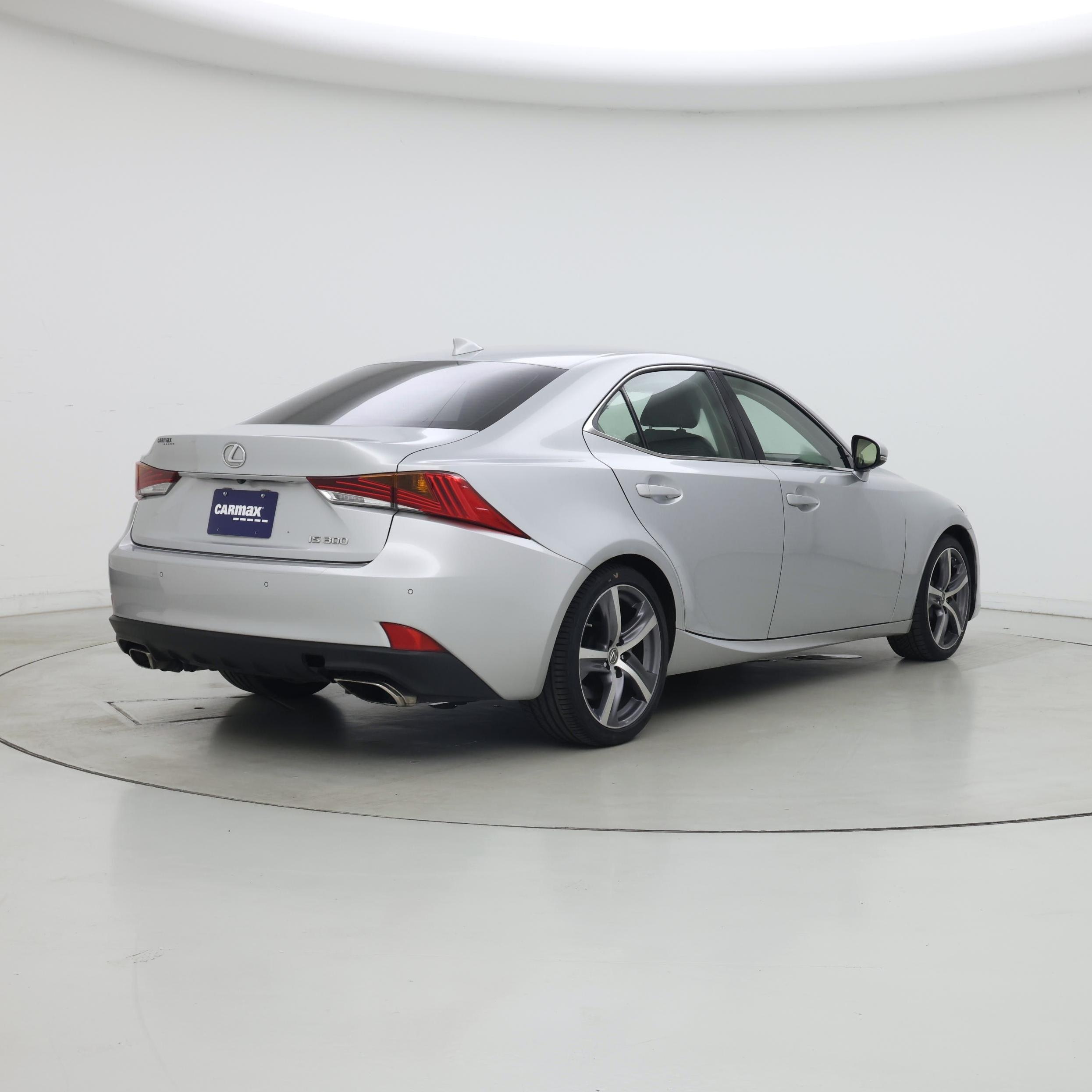 Thumbnail: 2018 Lexus IS - 8