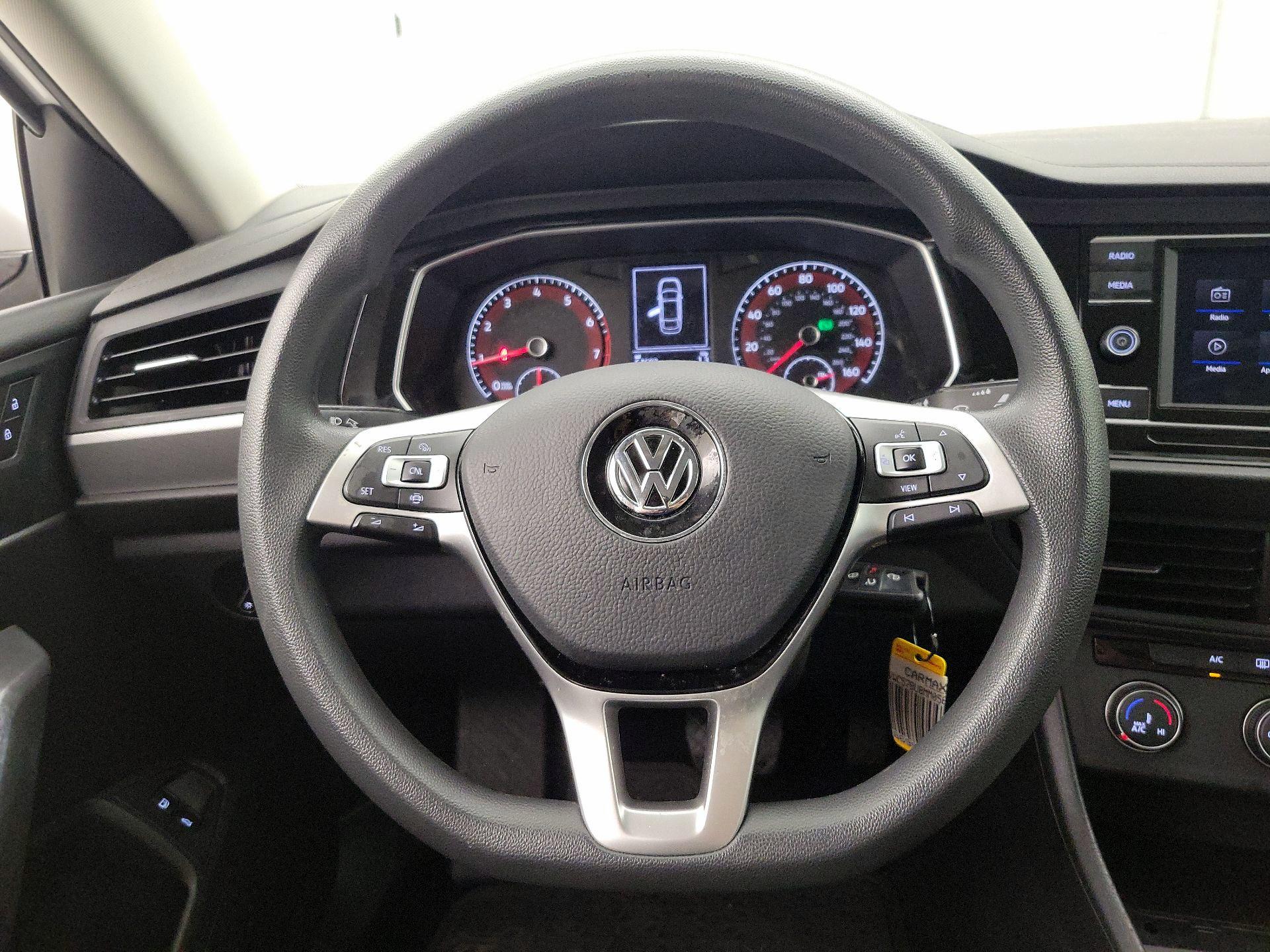Thumbnail: 2021 Volkswagen Jetta - 10