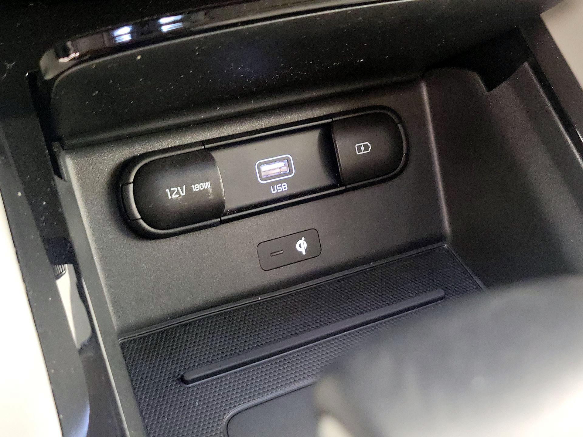 Thumbnail: 2021 Kia Telluride - 19