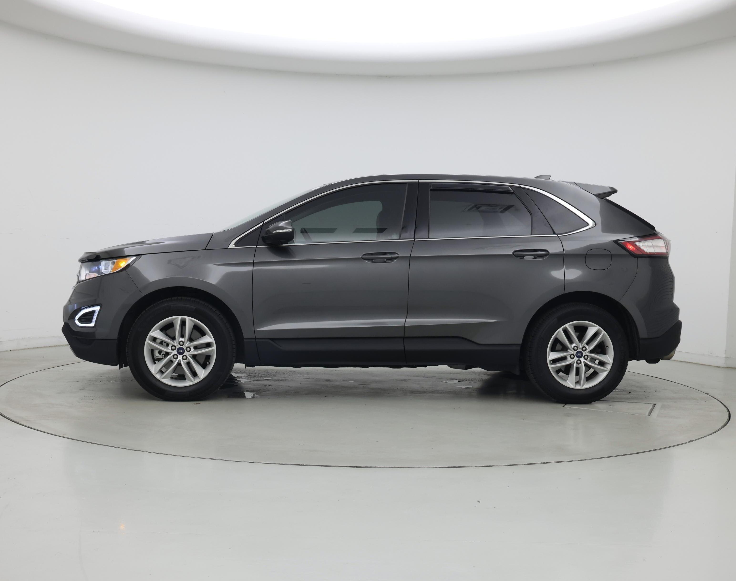 Thumbnail: 2017 Ford Edge - 3