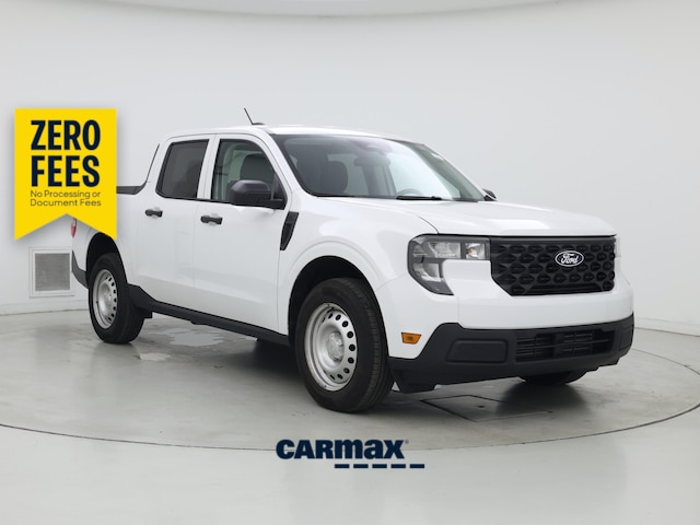 White 2025 Ford Maverick XL SuperCrew AWD Pickup Truck All-Wheel Drive Automatic