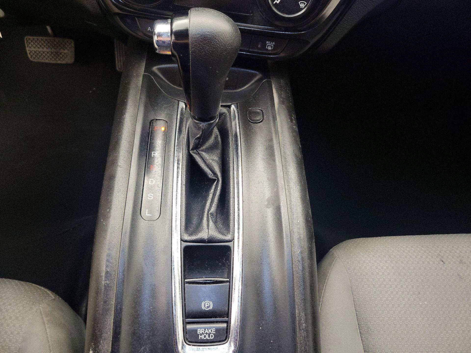 Thumbnail: 2021 Honda HR-V - 17