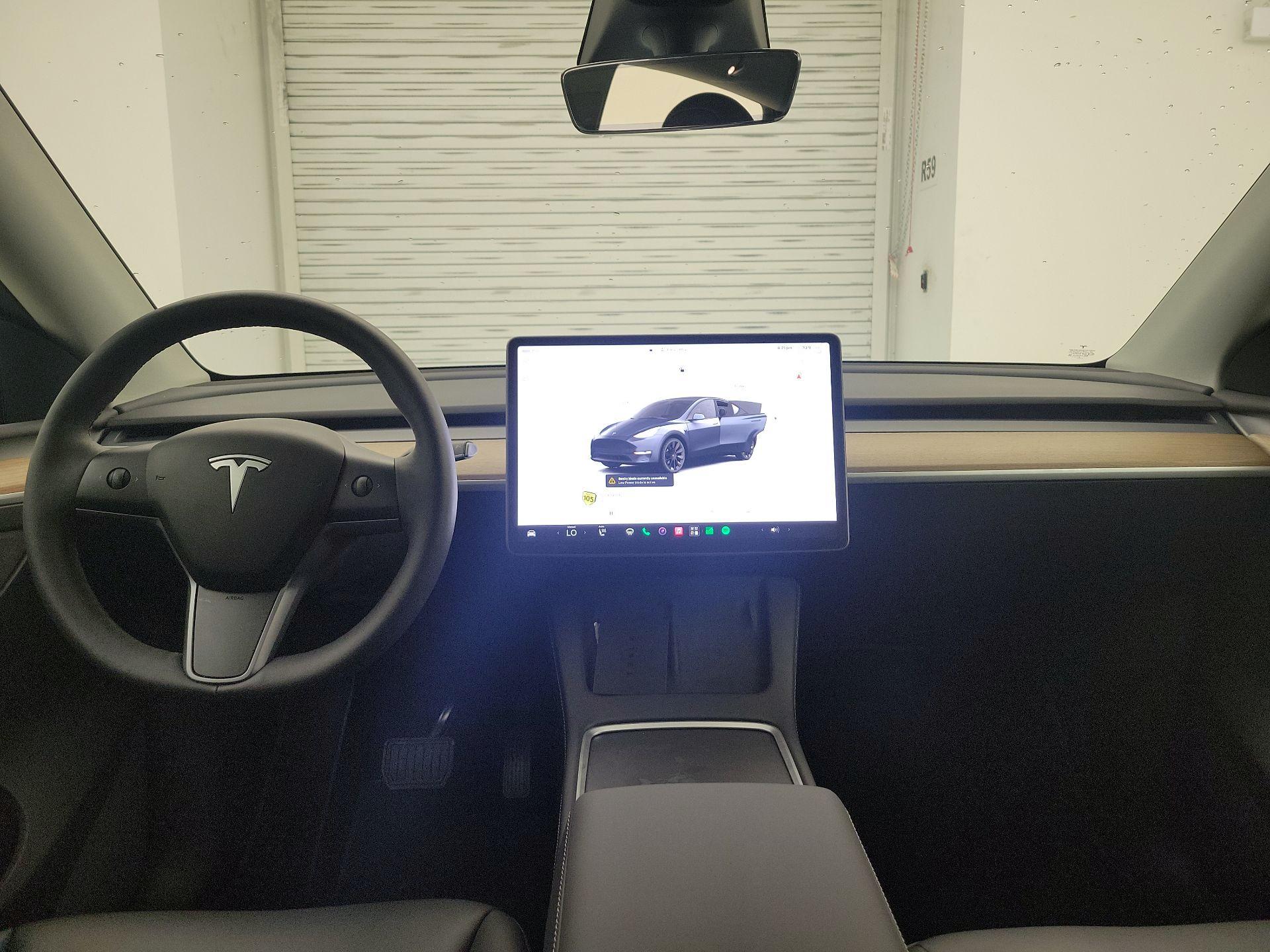 Thumbnail: 2023 Tesla Model Y - 9