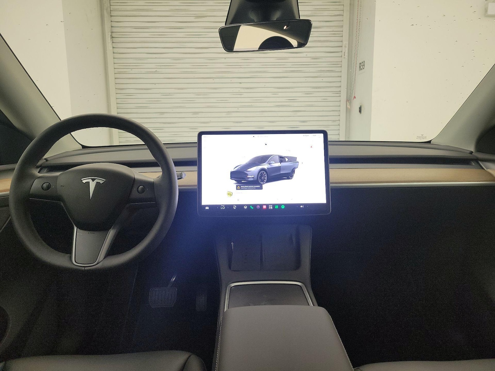 2023 Tesla Model Y Long Range - Photo 10