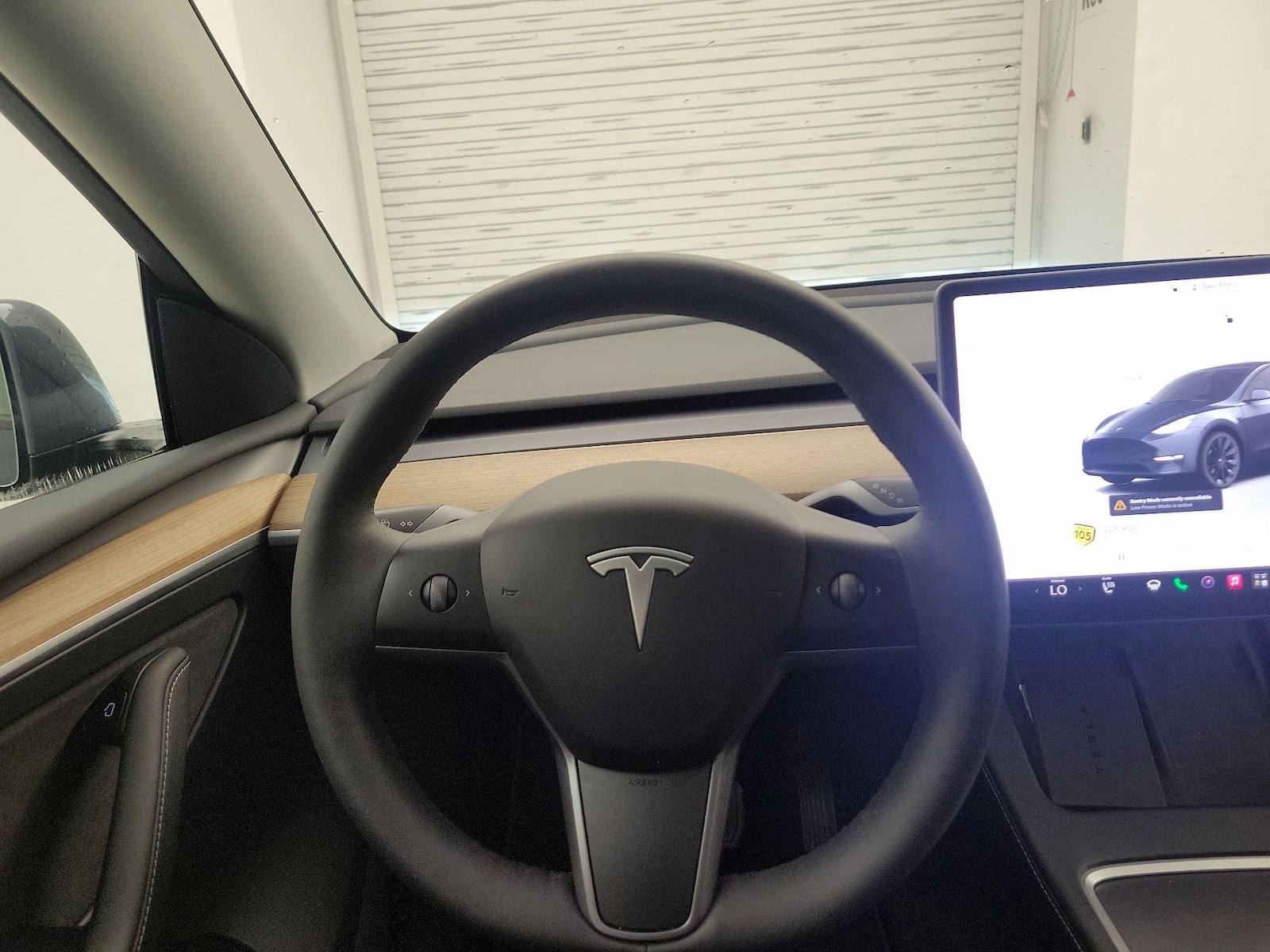 2023 Tesla Model Y Long Range - Photo 11