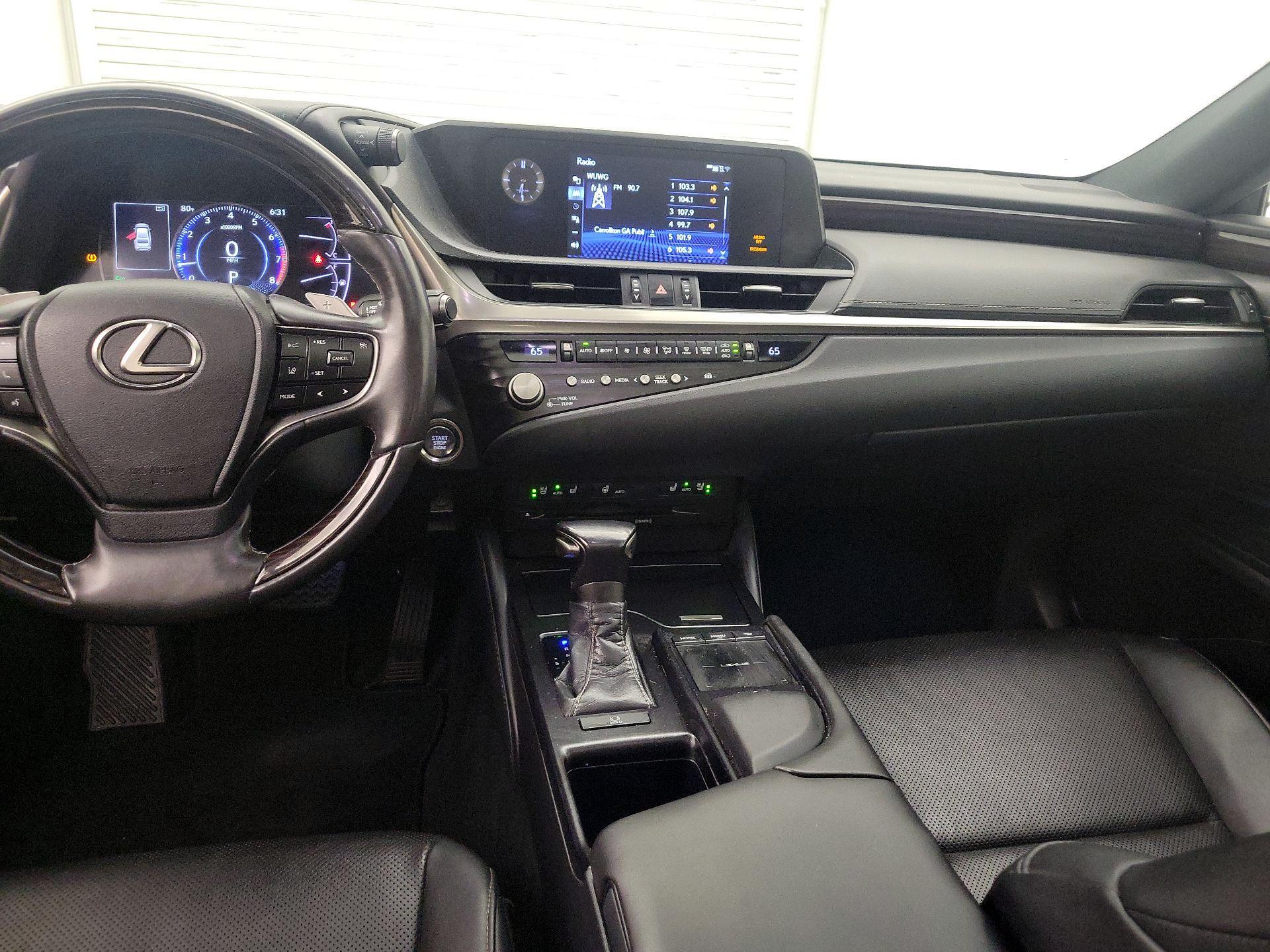 Thumbnail: 2021 Lexus ES - 9