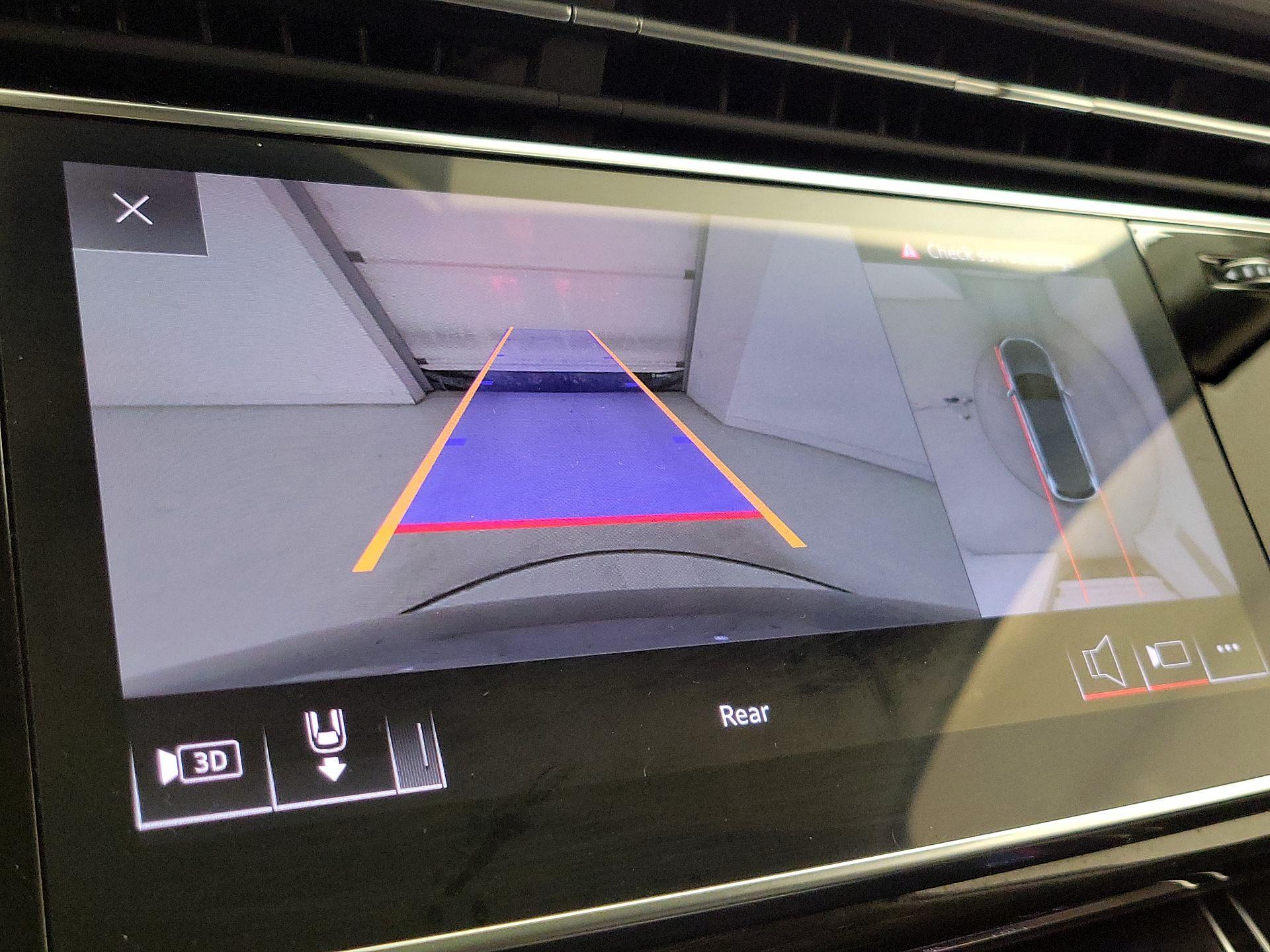 Thumbnail: 2020 Audi Q7 - 15