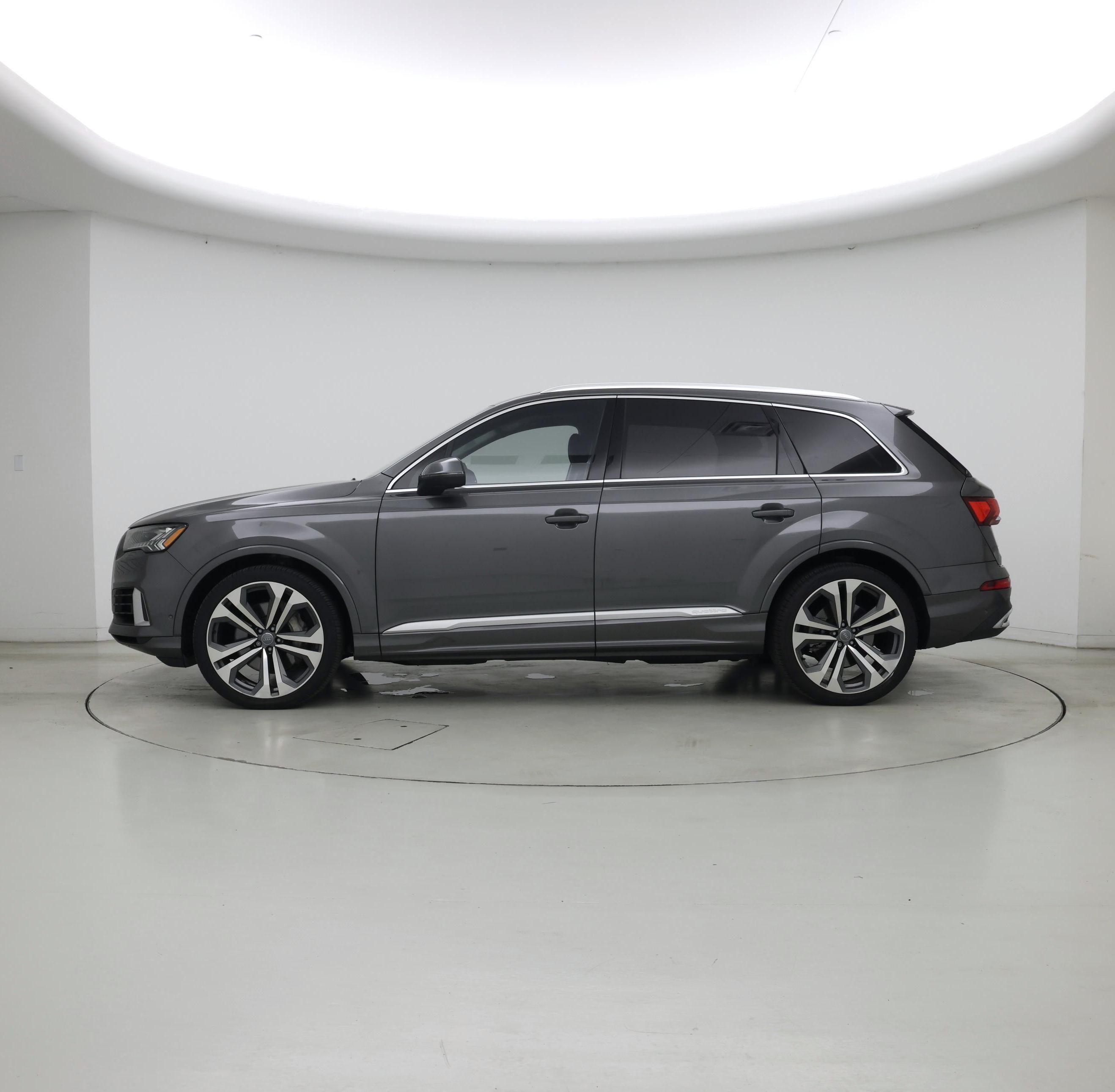 Thumbnail: 2020 Audi Q7 - 3