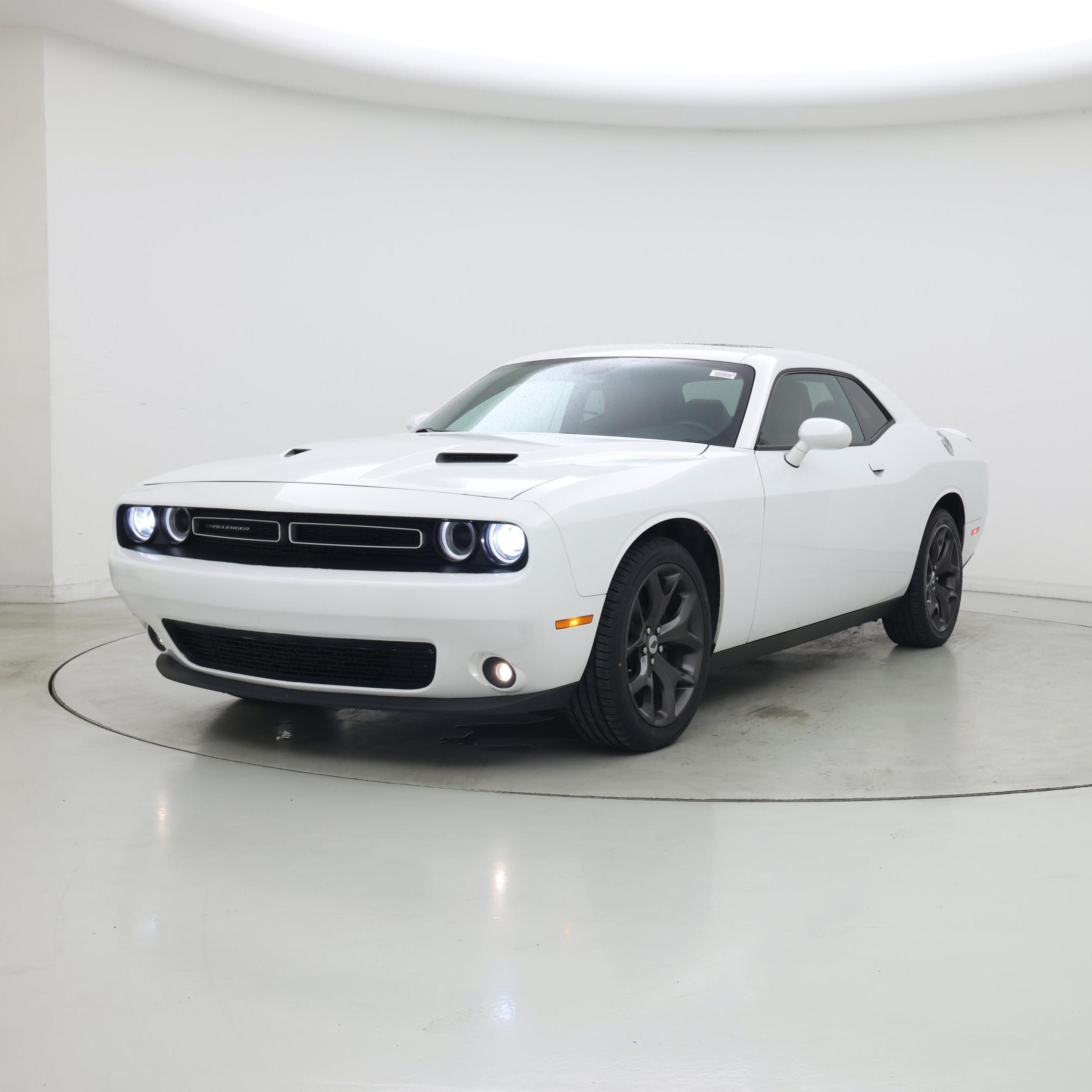 Thumbnail: 2018 Dodge Challenger - 4