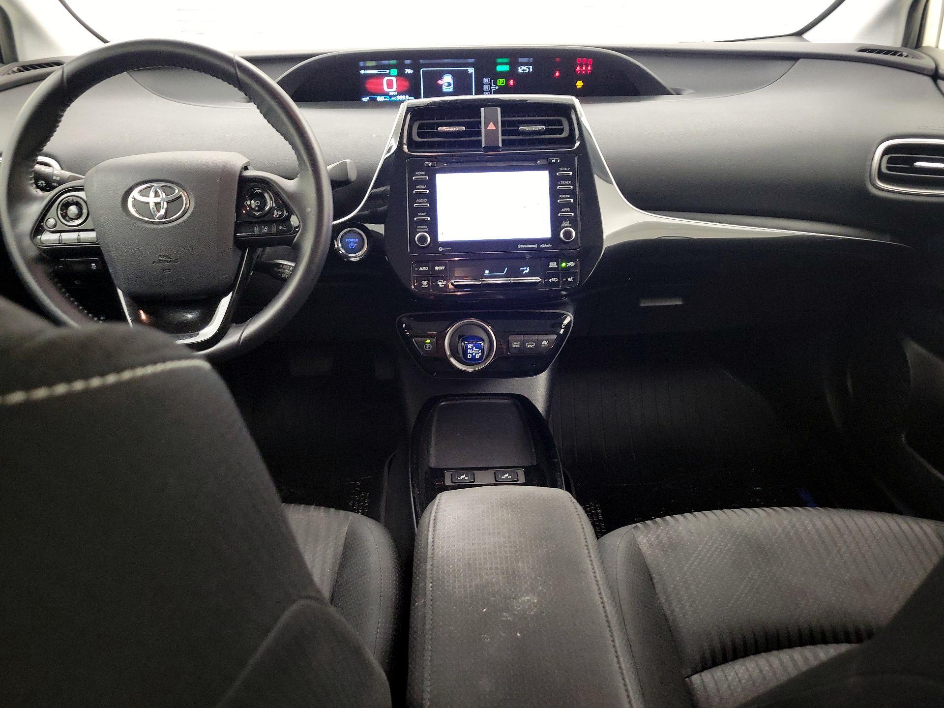 Thumbnail: 2021 Toyota Prius Prime - 9