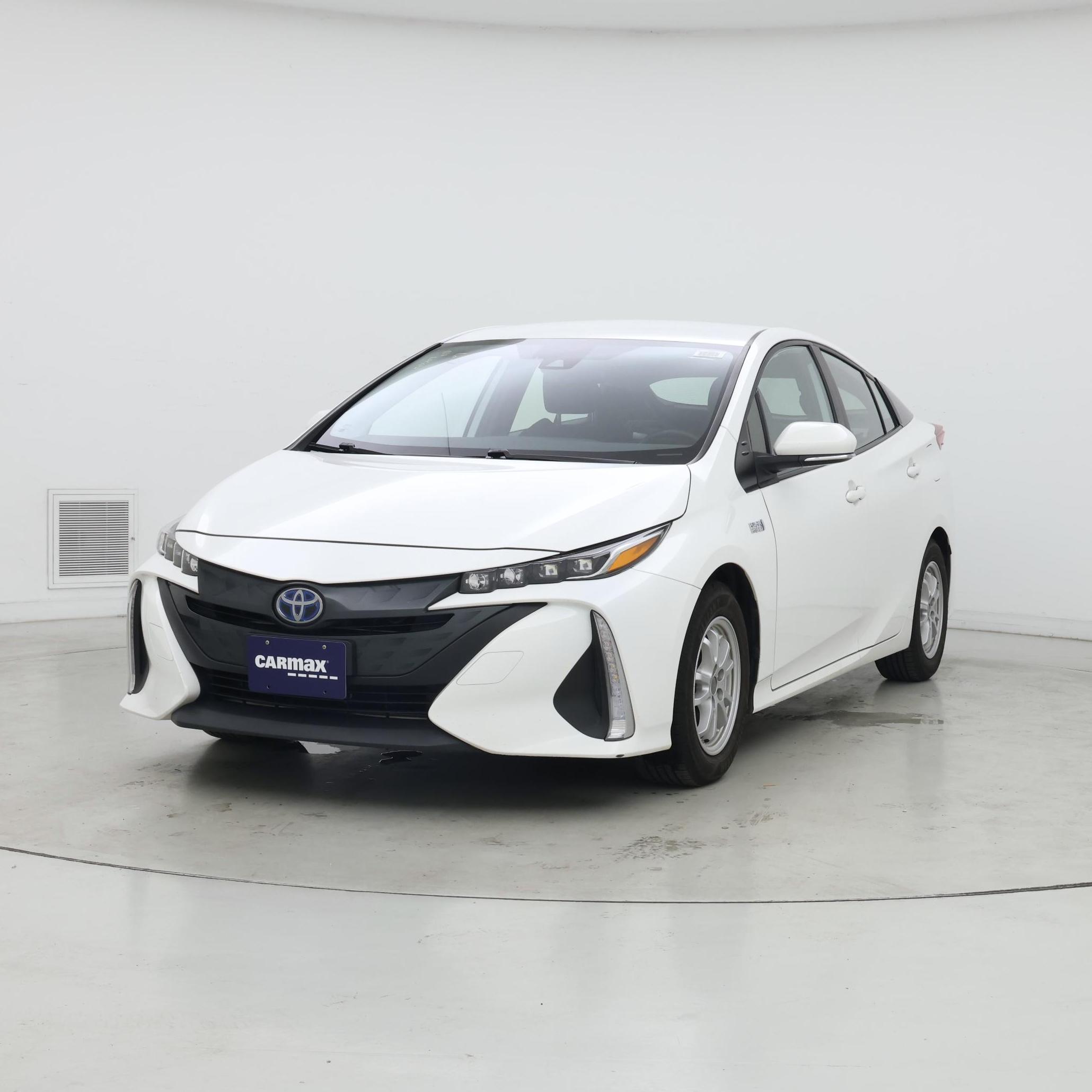 Thumbnail: 2021 Toyota Prius Prime - 4