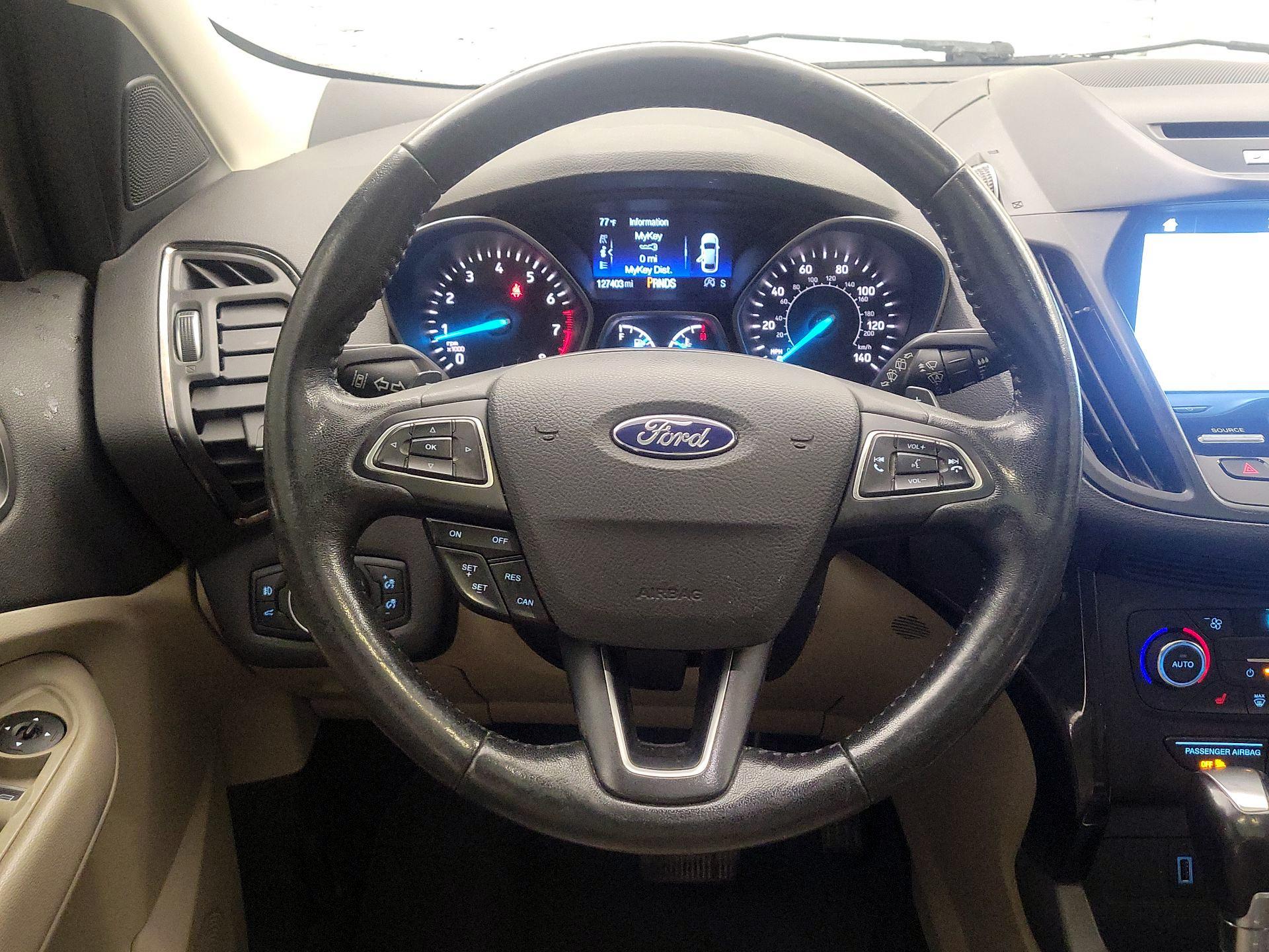 Thumbnail: 2017 Ford Escape - 10