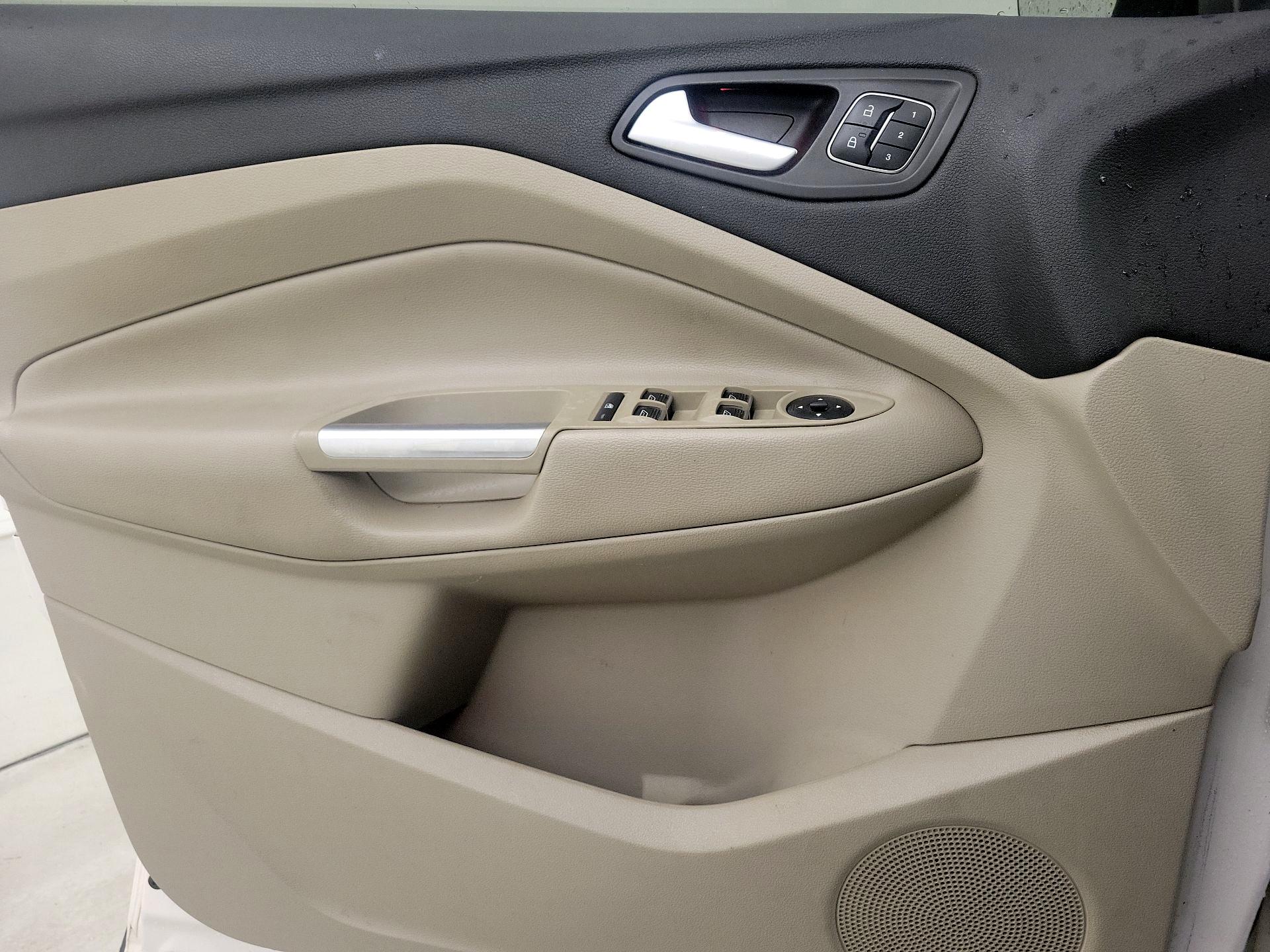 Thumbnail: 2017 Ford Escape - 12