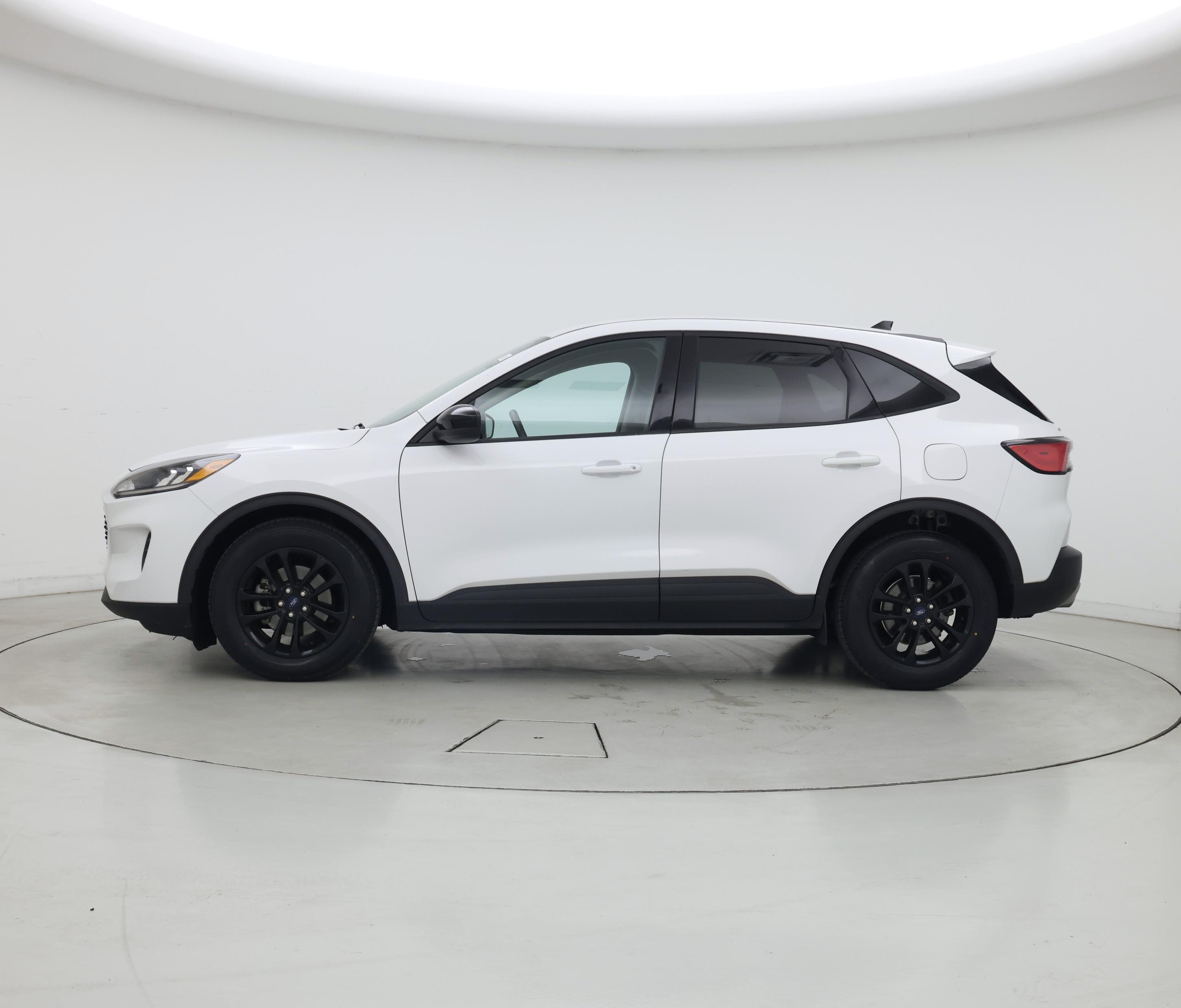 Thumbnail: 2020 Ford Escape - 3