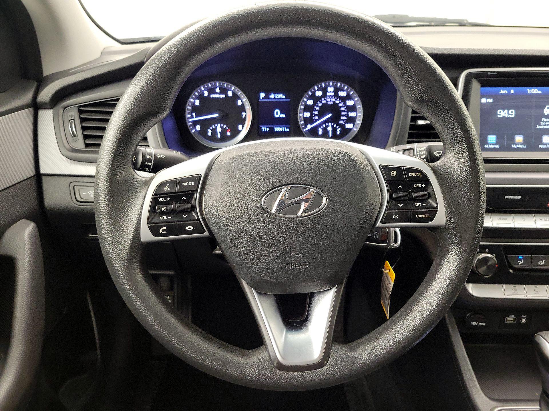 Thumbnail: 2019 Hyundai Sonata - 10