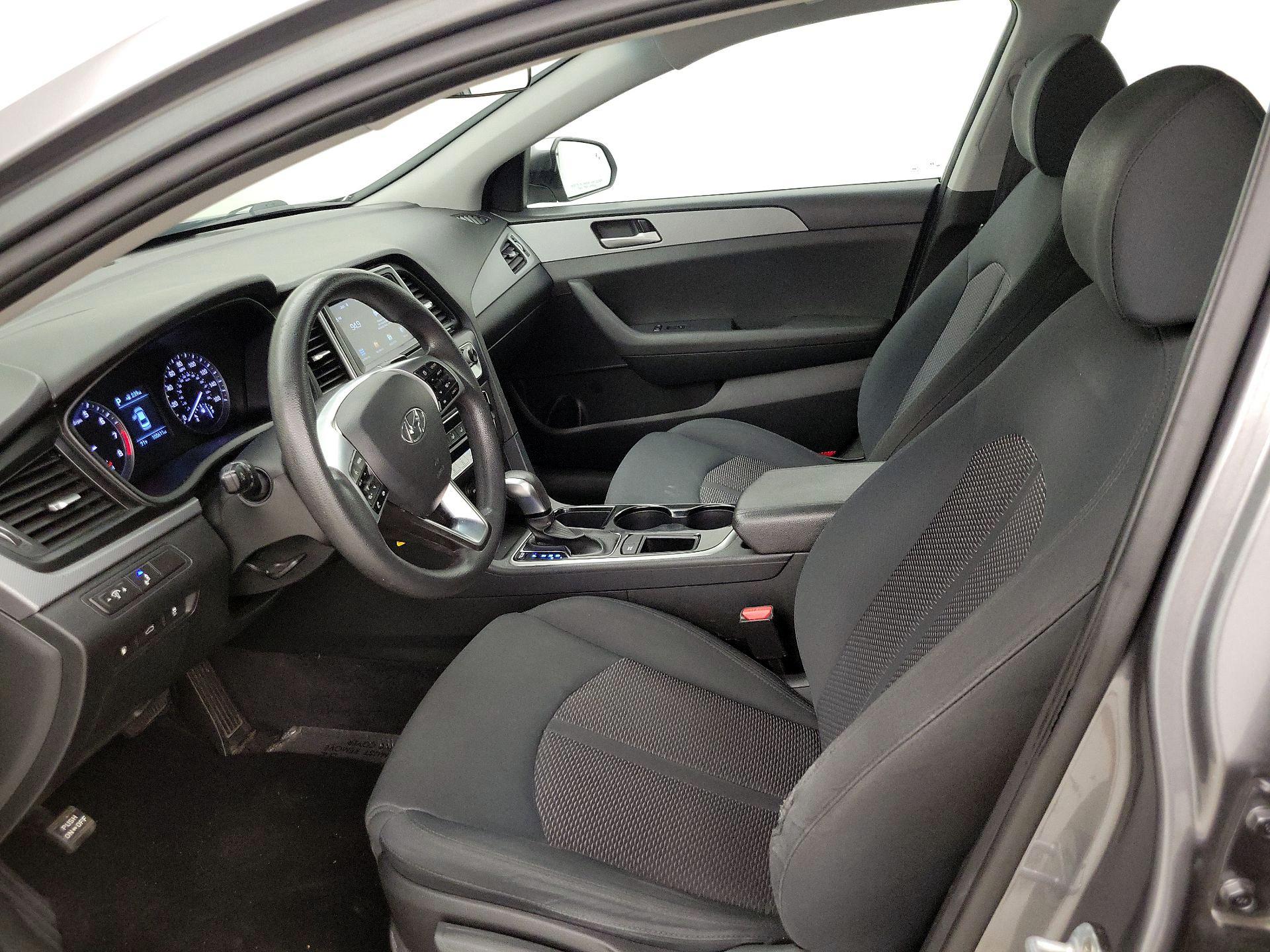 Thumbnail: 2019 Hyundai Sonata - 11